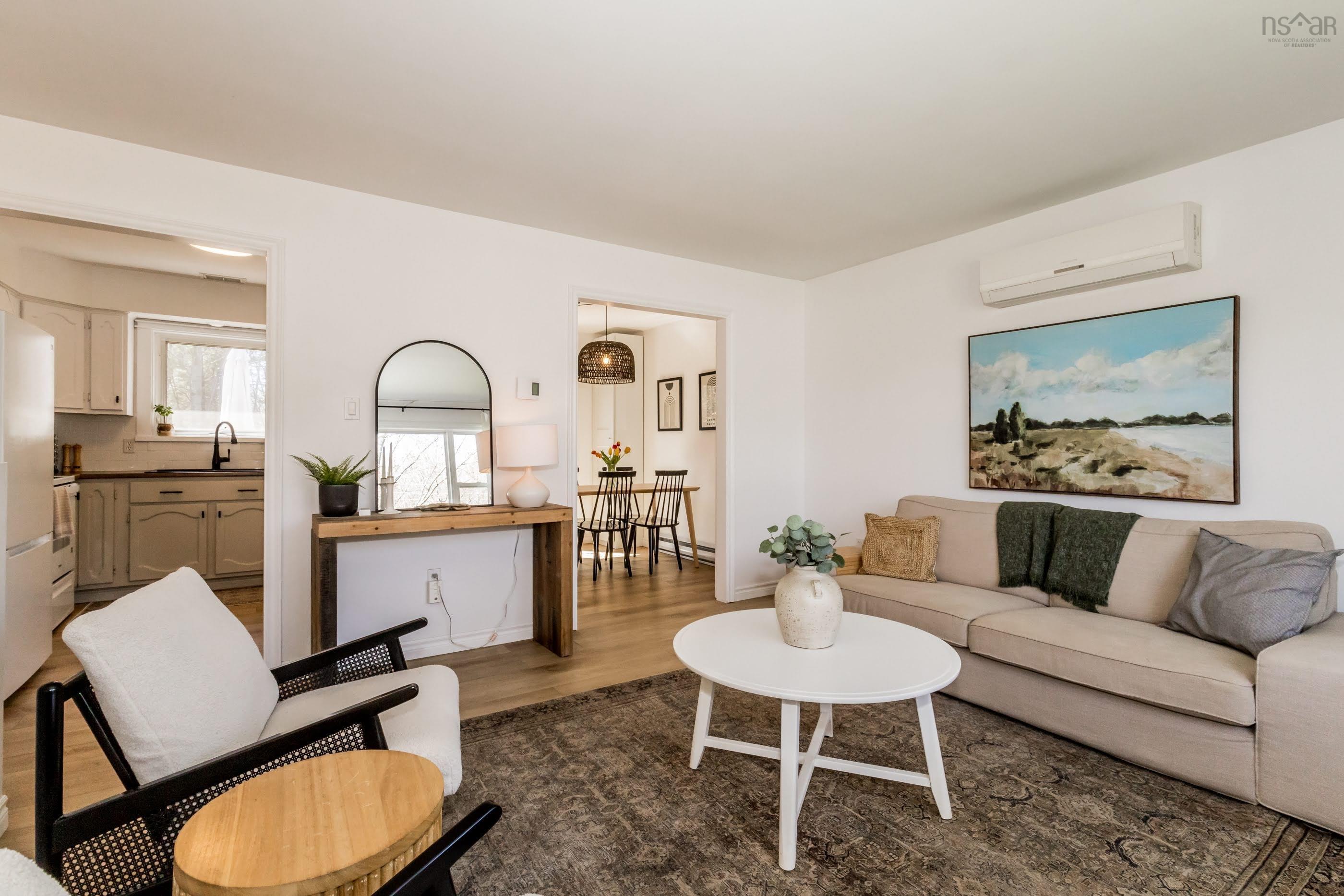 $415,000.00: 53 Sunset Drive, Kingston
