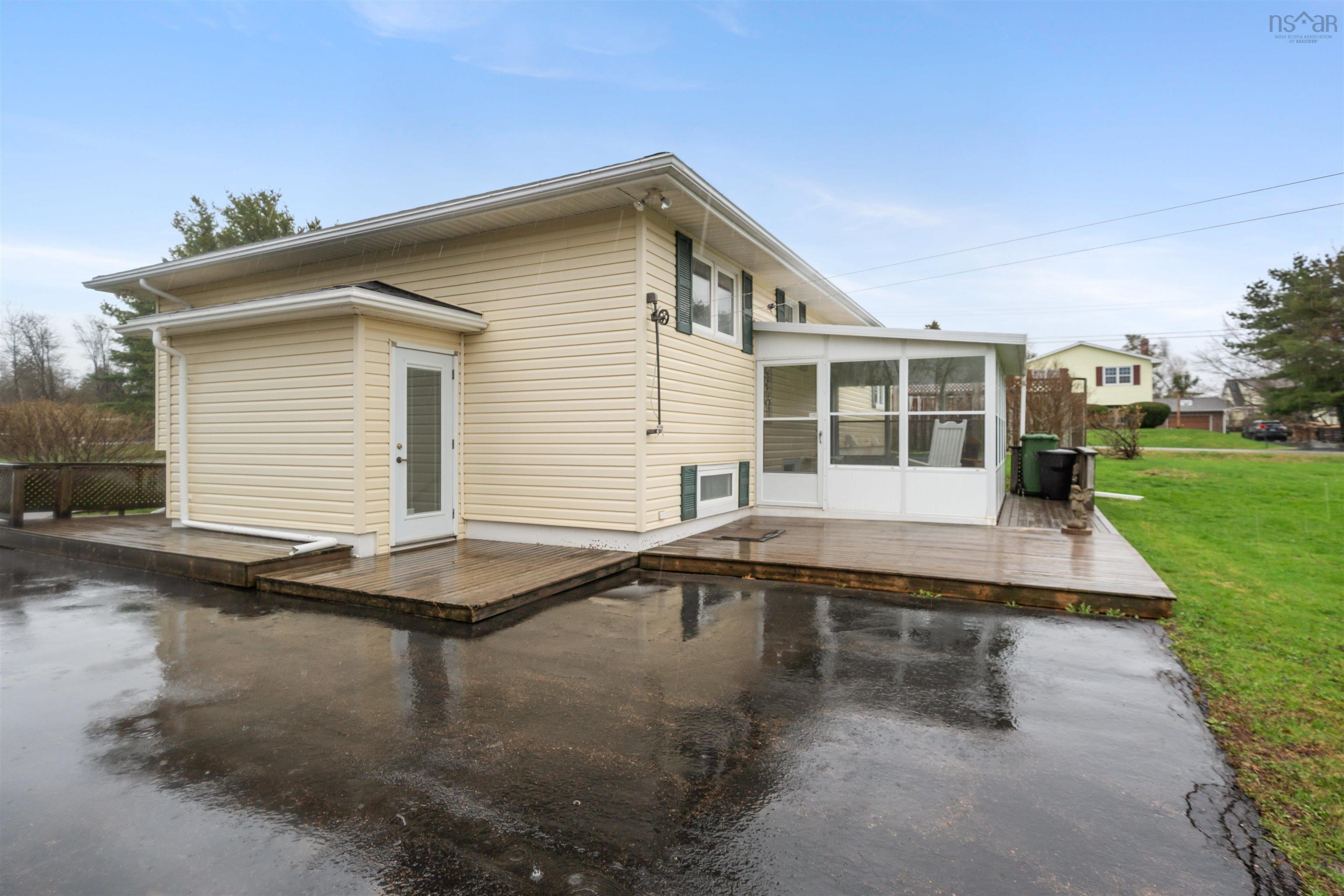 $375,000.00: 38 Oakridge Terrace, Pictou