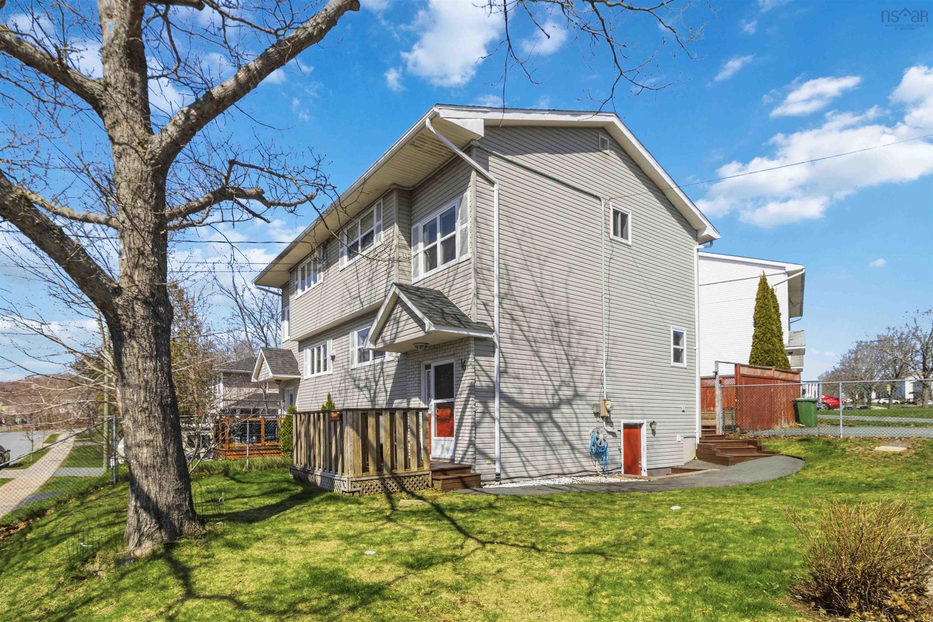 $439,000.00: 16 Theakston Avenue, Halifax