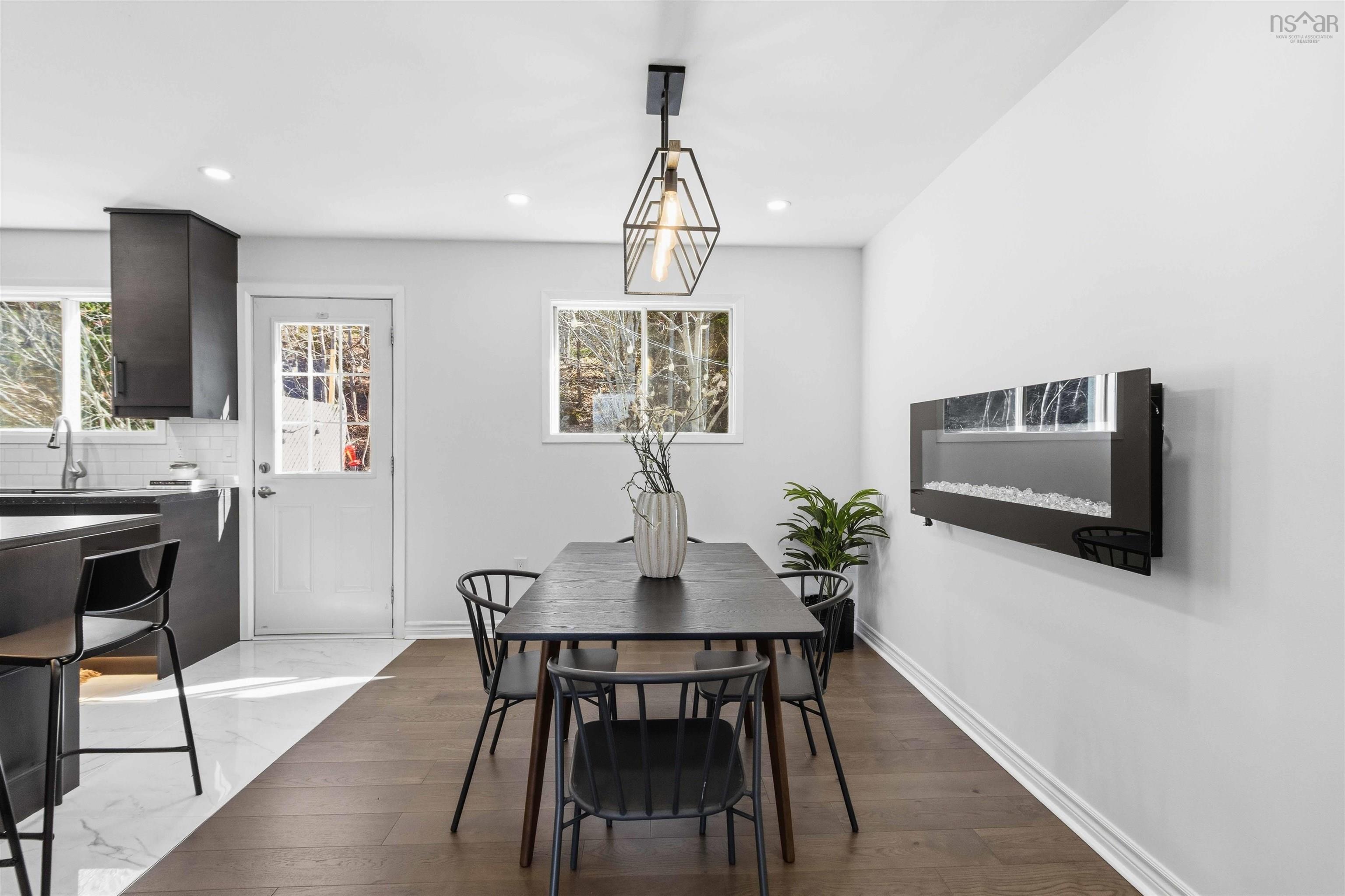 $469,900.00: 41A Mountain Avenue, Dartmouth