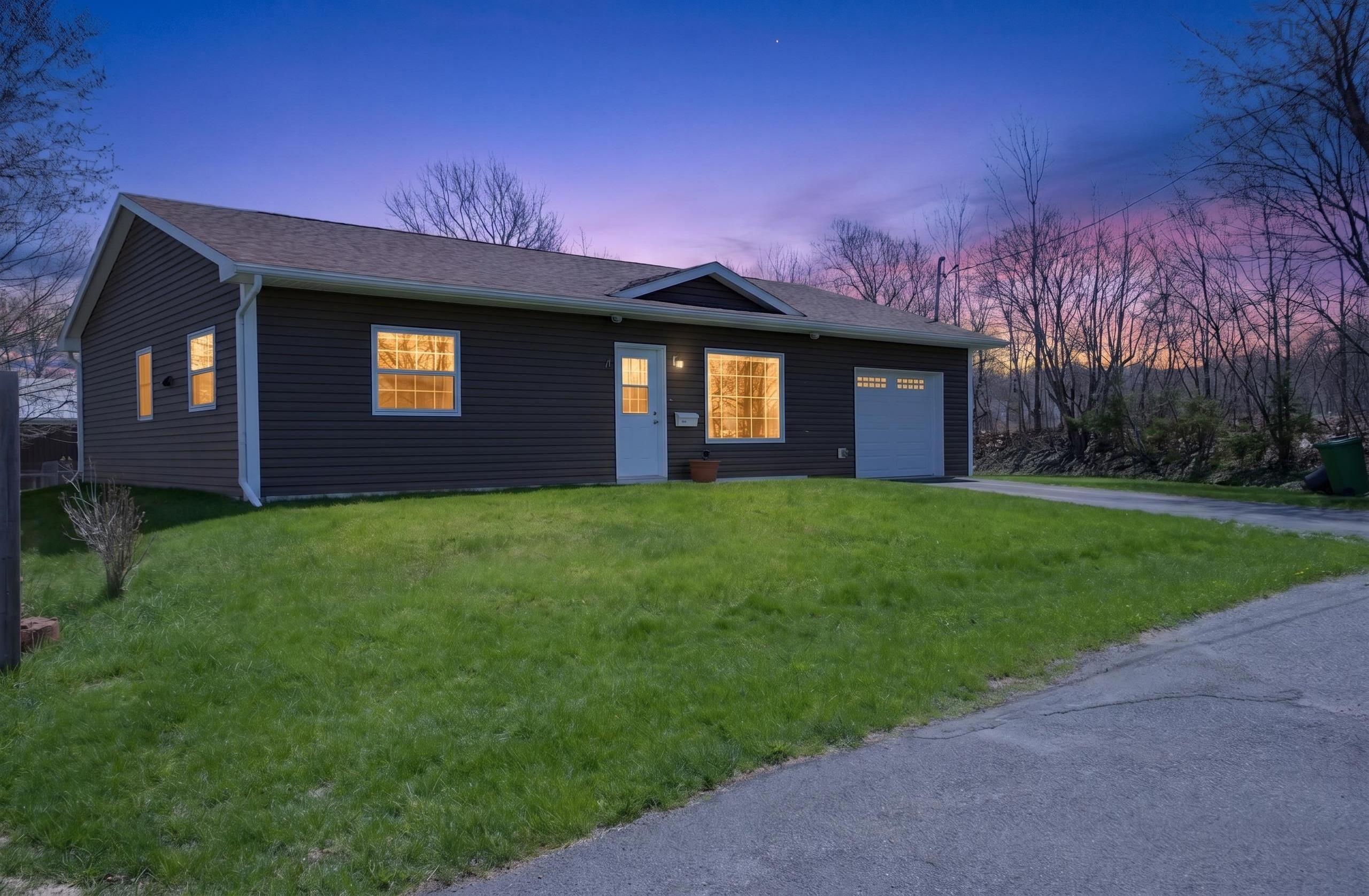 $469,900.00: 17 Moore Street, Truro