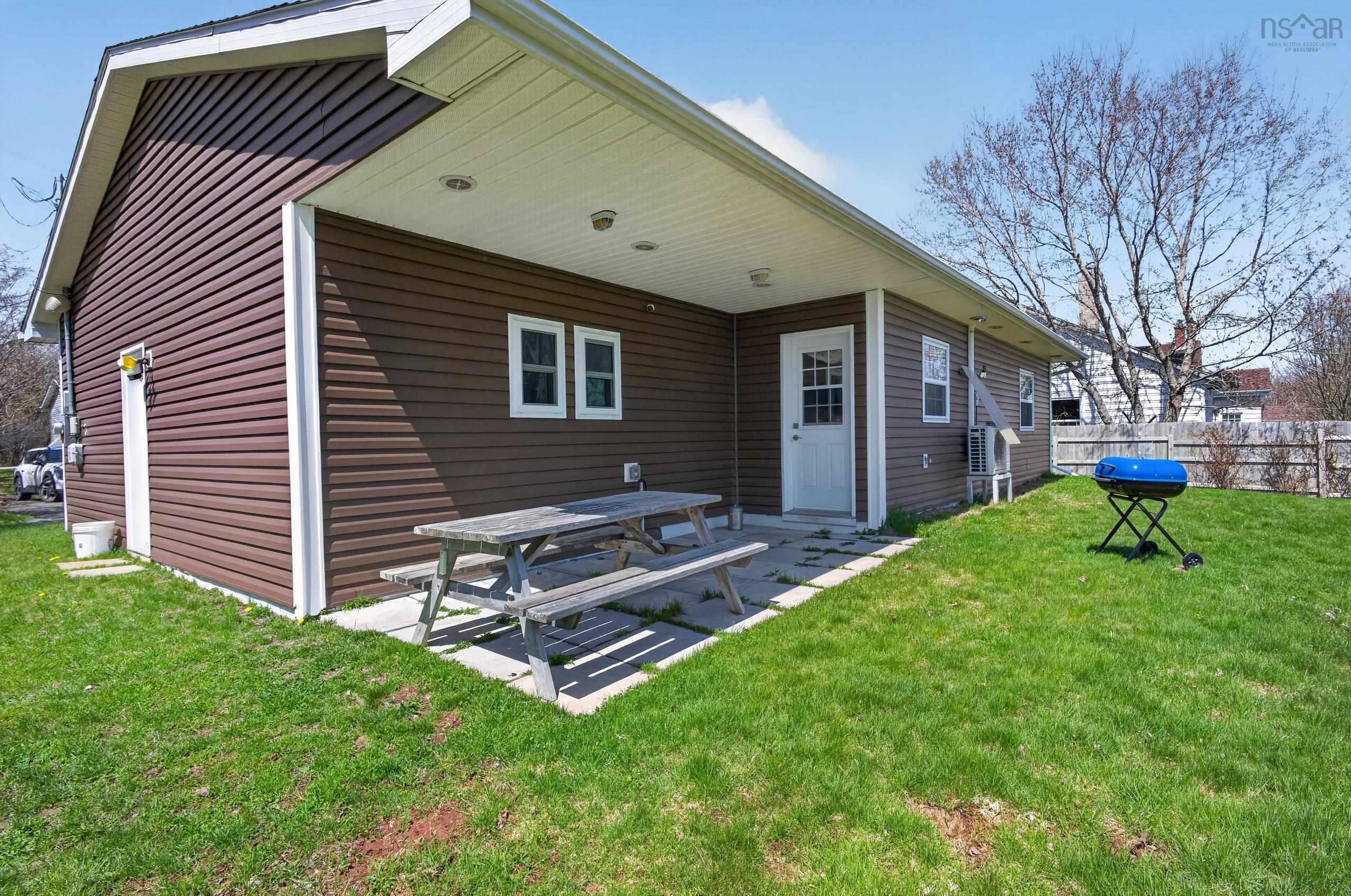 $469,900.00: 17 Moore Street, Truro