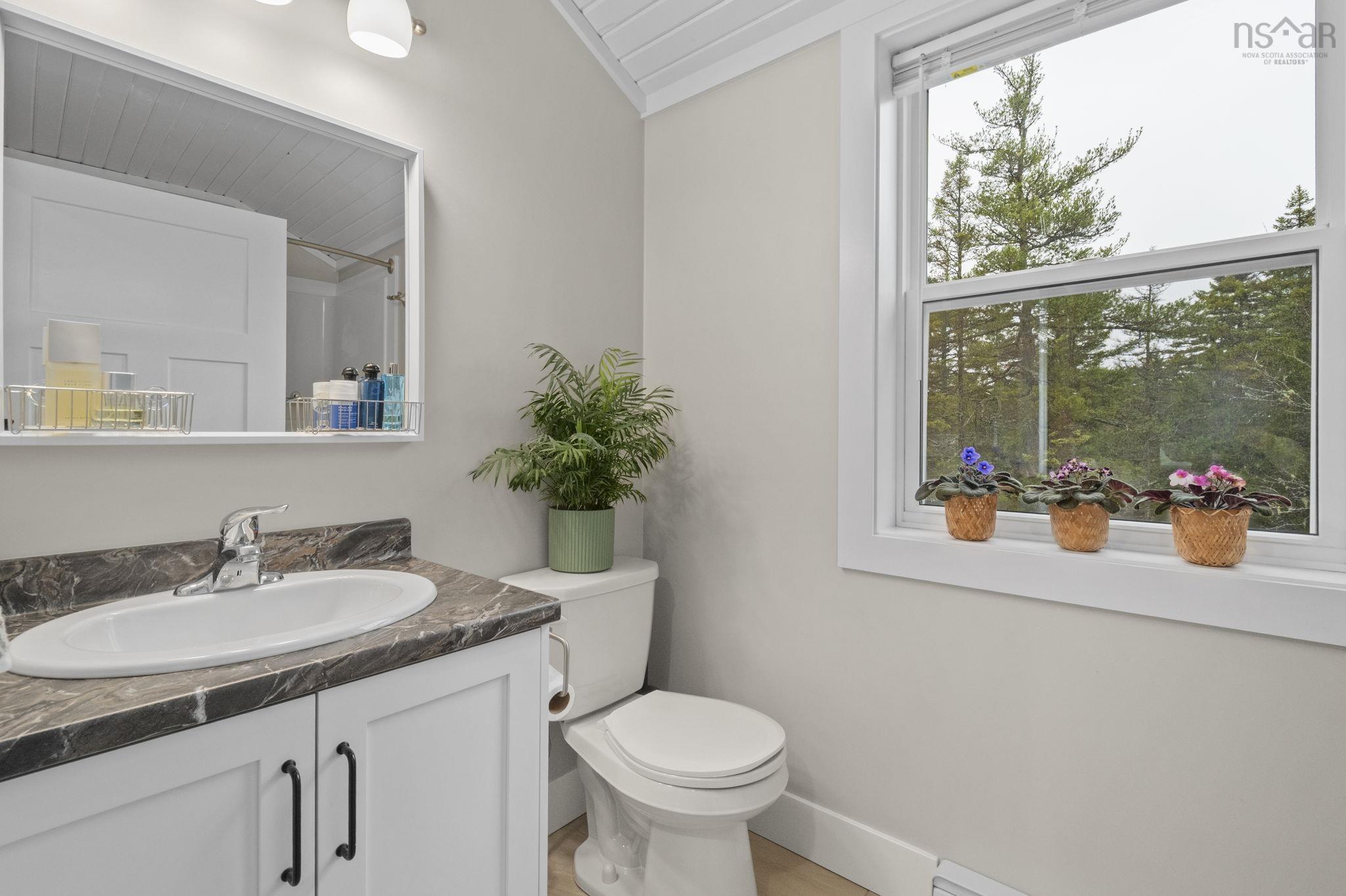 $524,900.00: 52 273 Meek Arm Trail, Mount Uniacke