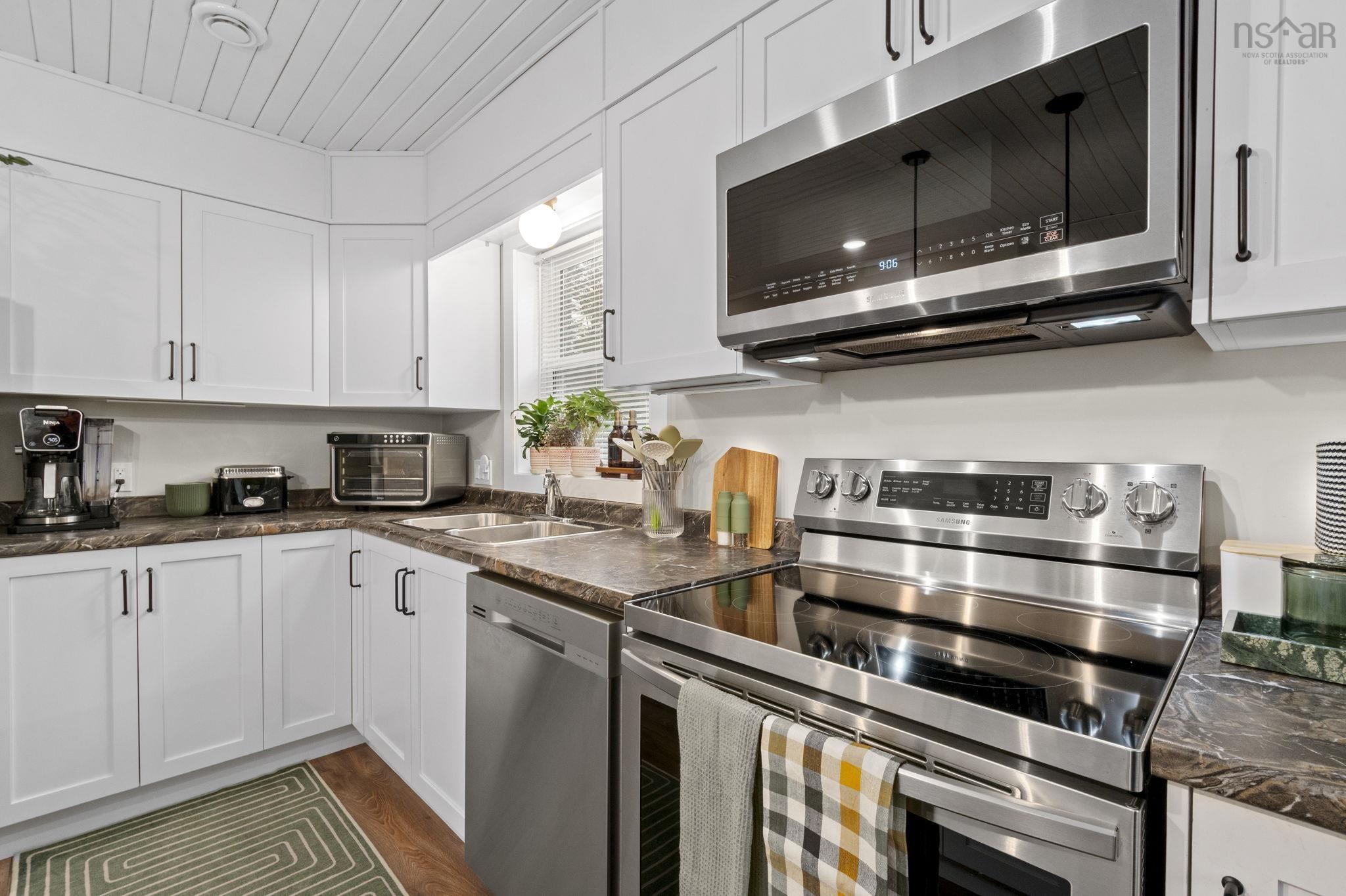 $524,900.00: 52 273 Meek Arm Trail, Mount Uniacke