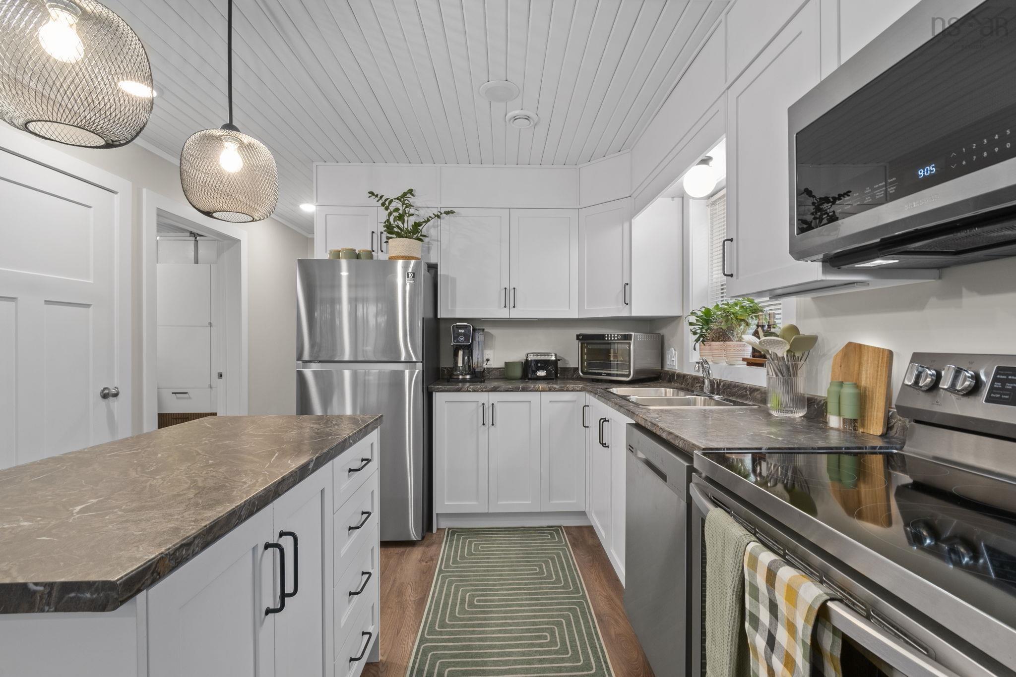 $524,900.00: 52 273 Meek Arm Trail, Mount Uniacke