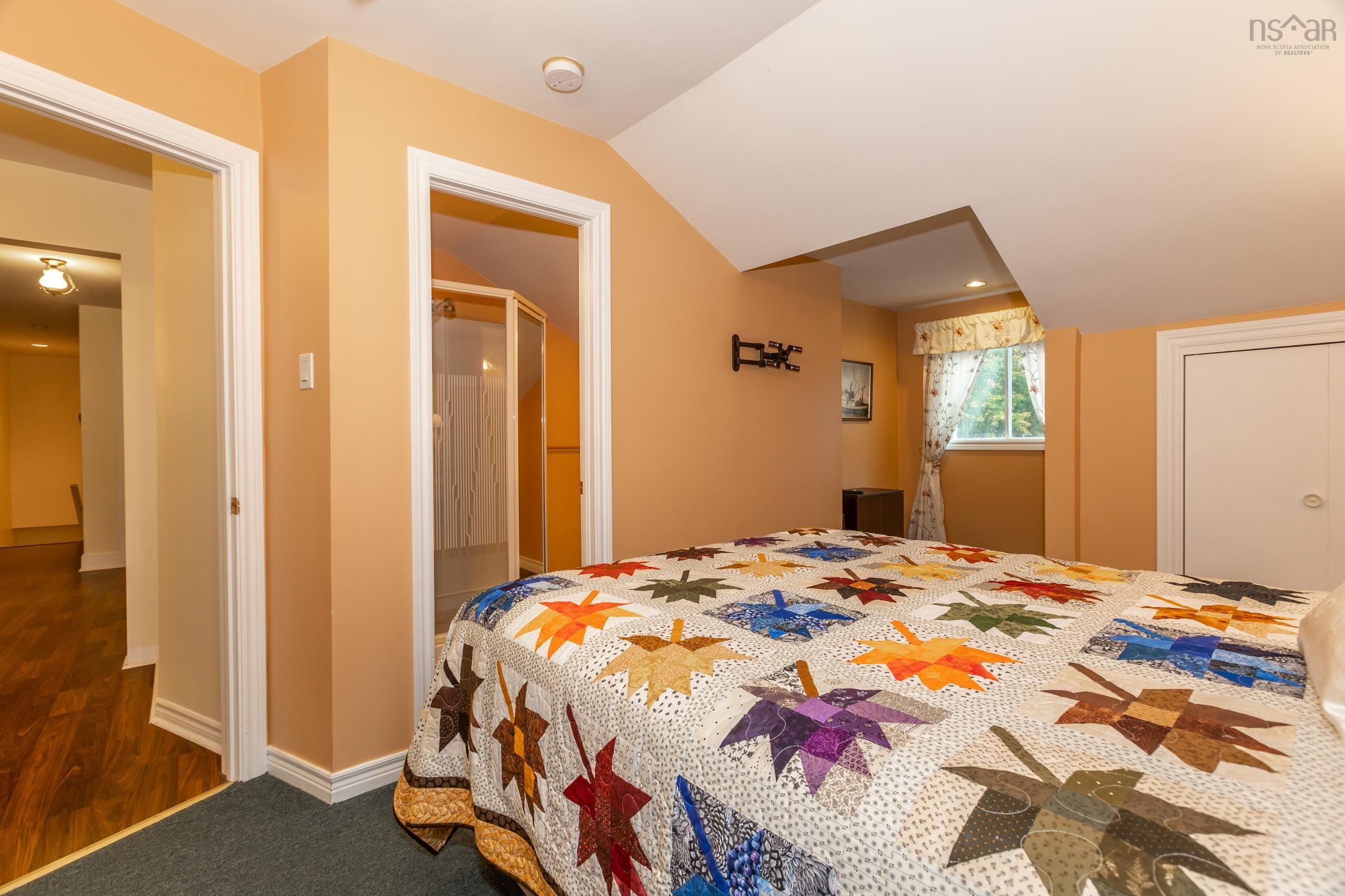 $650,000.00: 428 Highway 1, Deep Brook