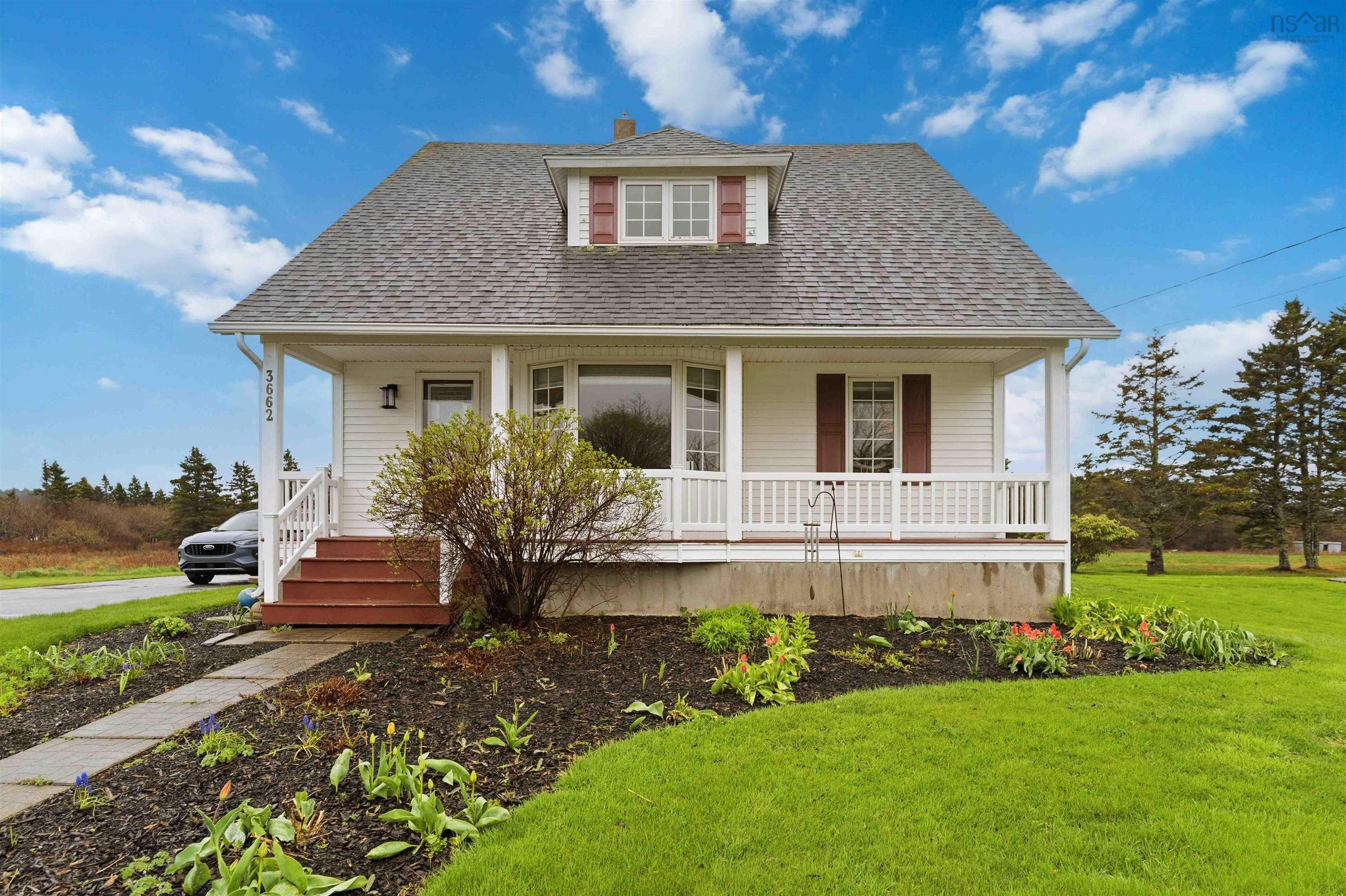 $375,000.00: 3662 Highway 1, St. Bernard