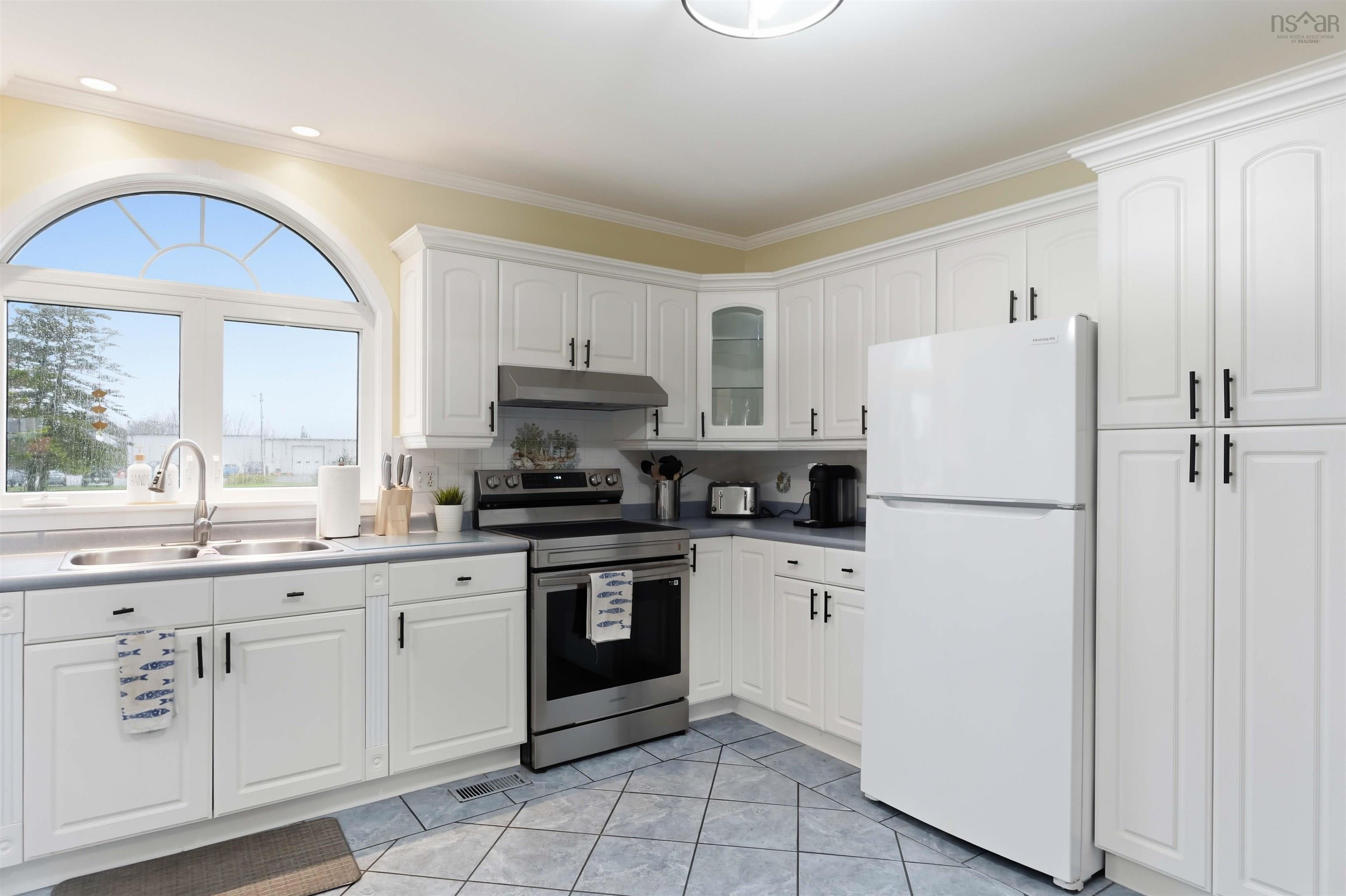 $375,000.00: 3662 Highway 1, St. Bernard
