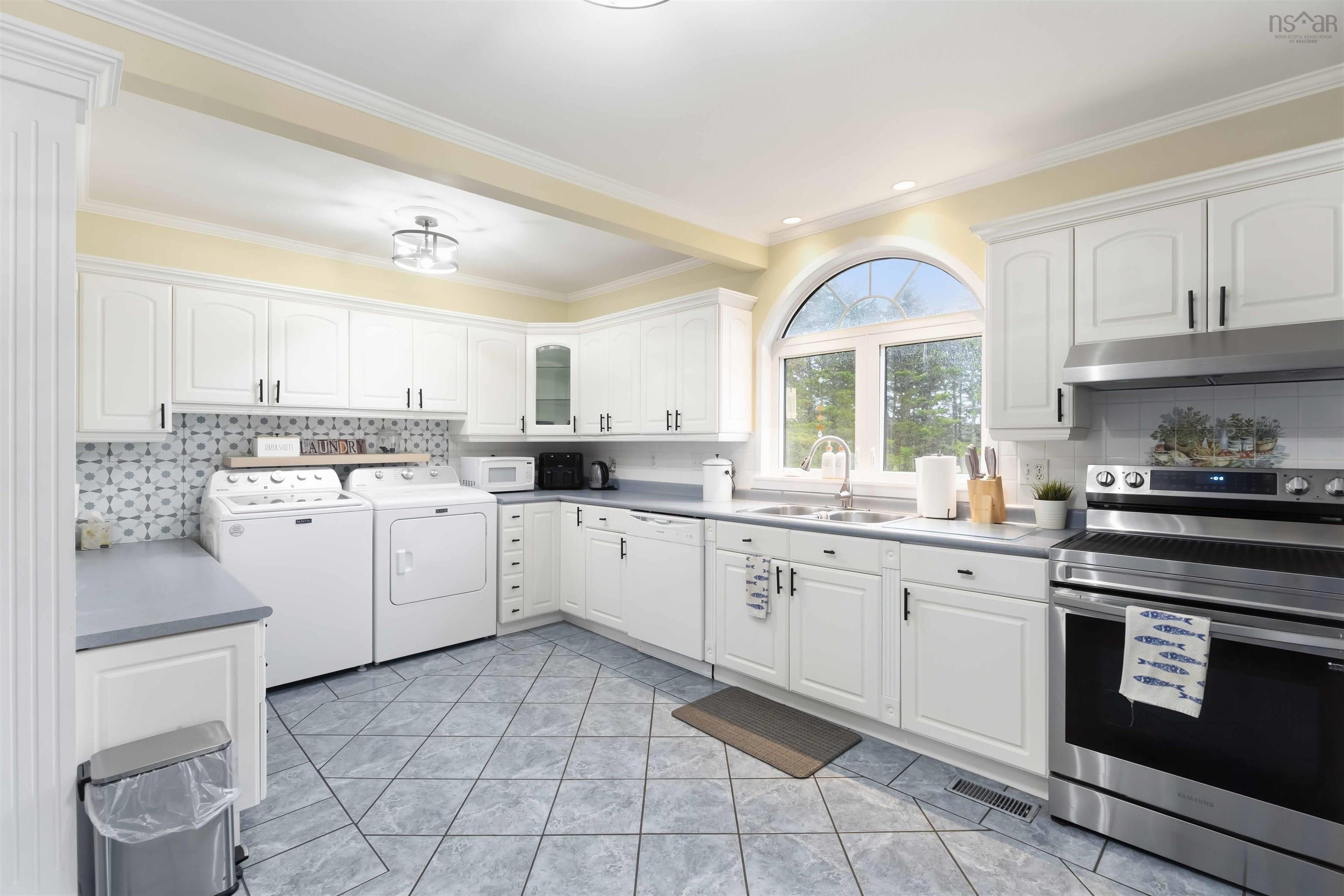 $375,000.00: 3662 Highway 1, St. Bernard