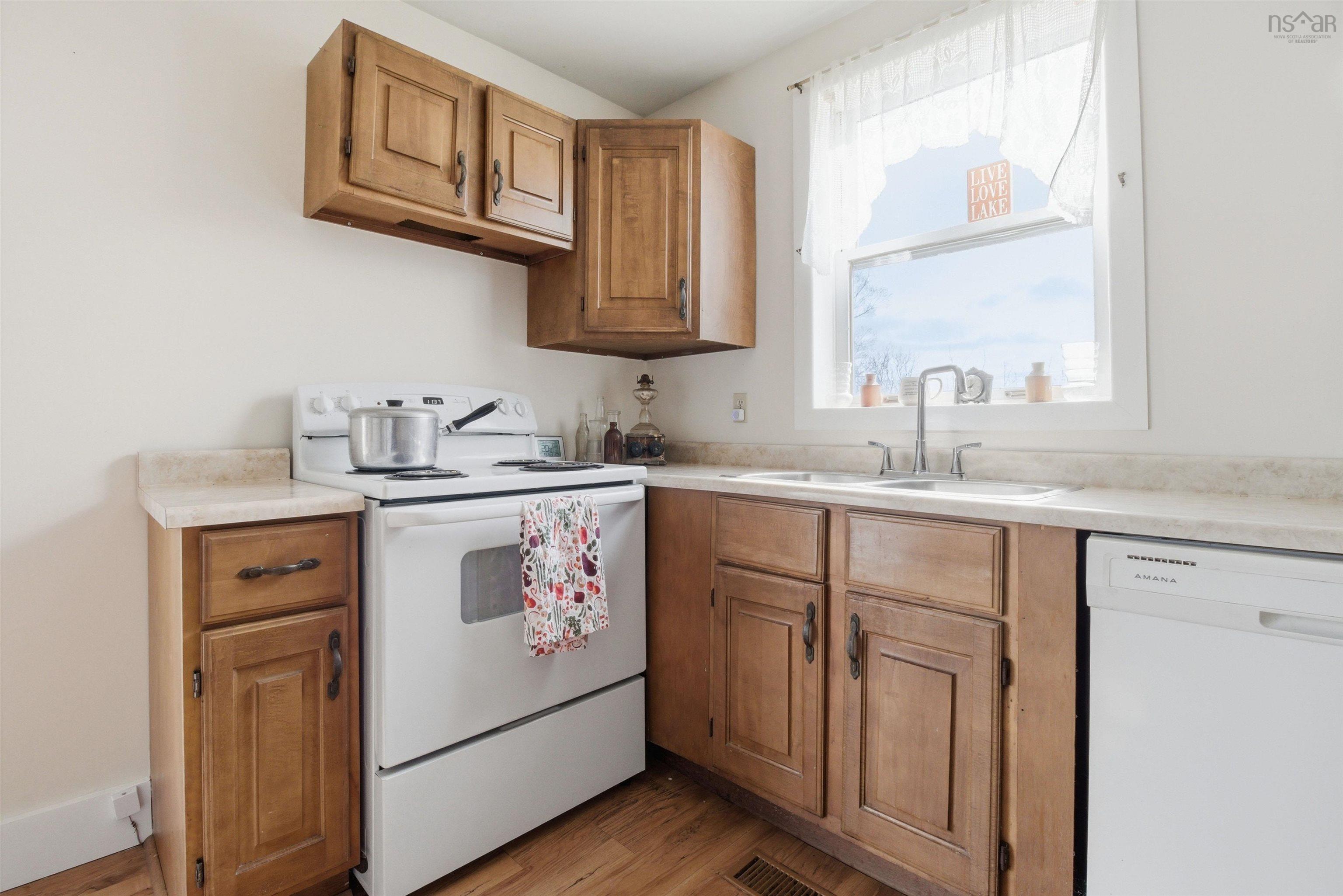 $449,900.00: 2059 HWY 224, Shubenacadie East