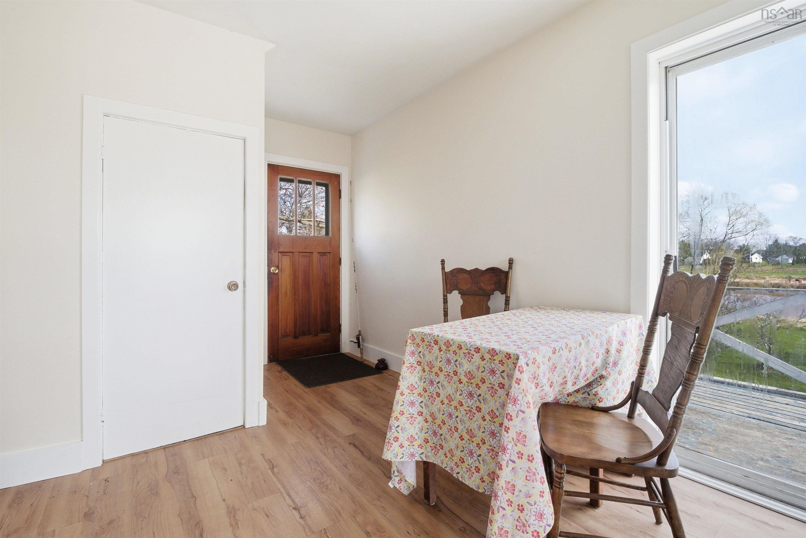 $449,900.00: 2059 HWY 224, Shubenacadie East
