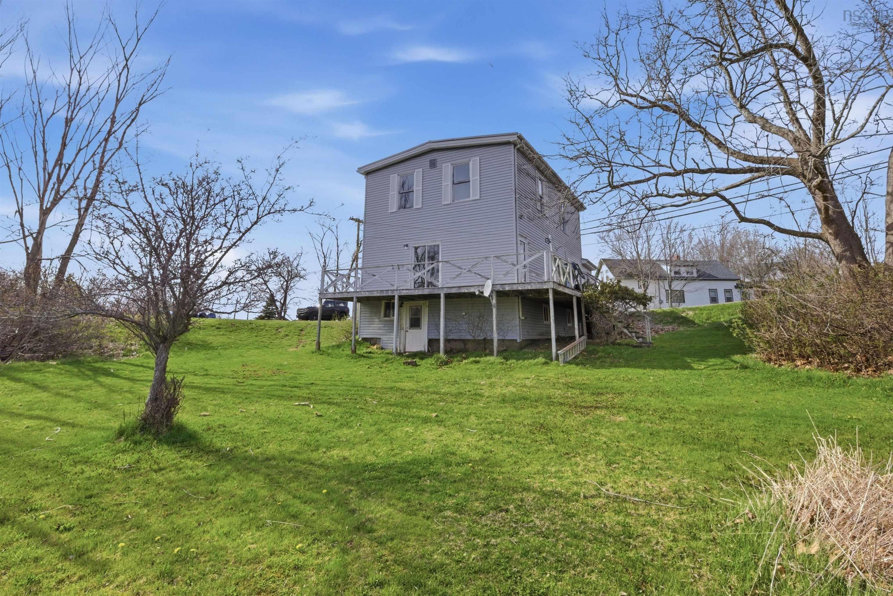 $449,900.00: 2059 HWY 224, Shubenacadie East