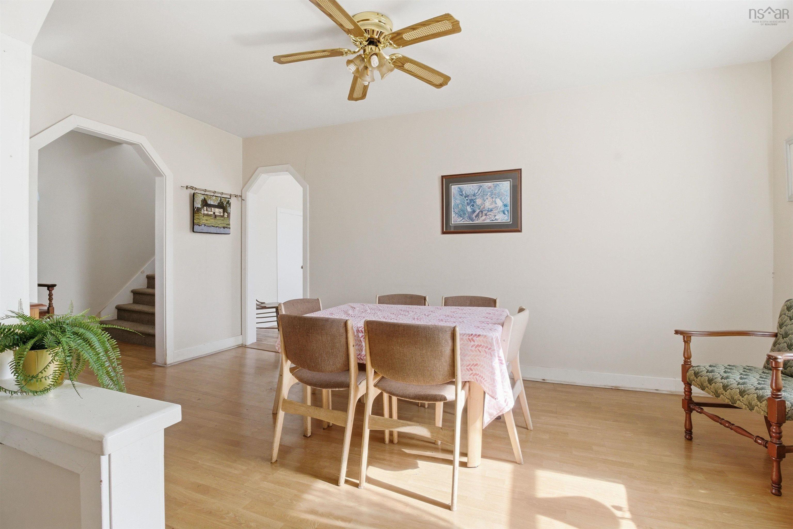 $449,900.00: 2059 HWY 224, Shubenacadie East