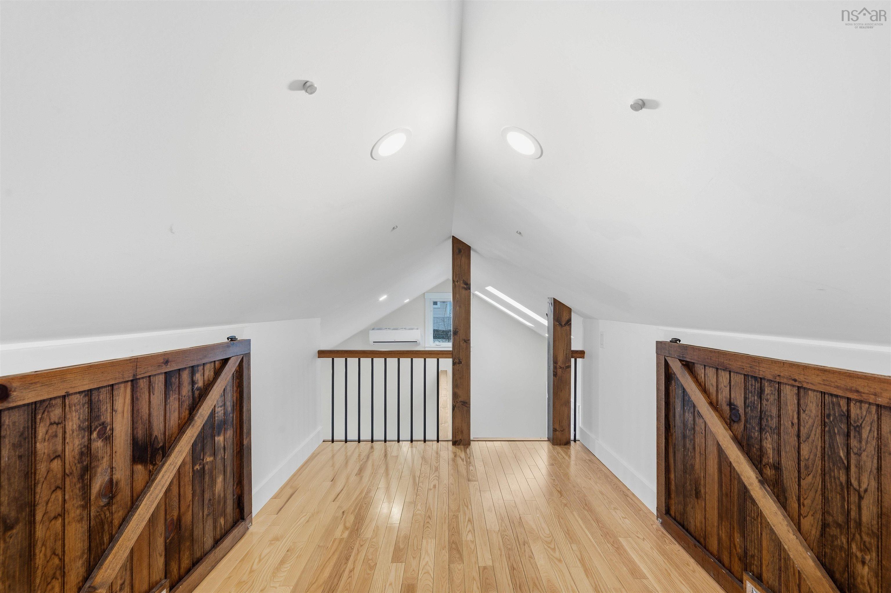 $380,000.00: 6 Sylvia Avenue, Halifax