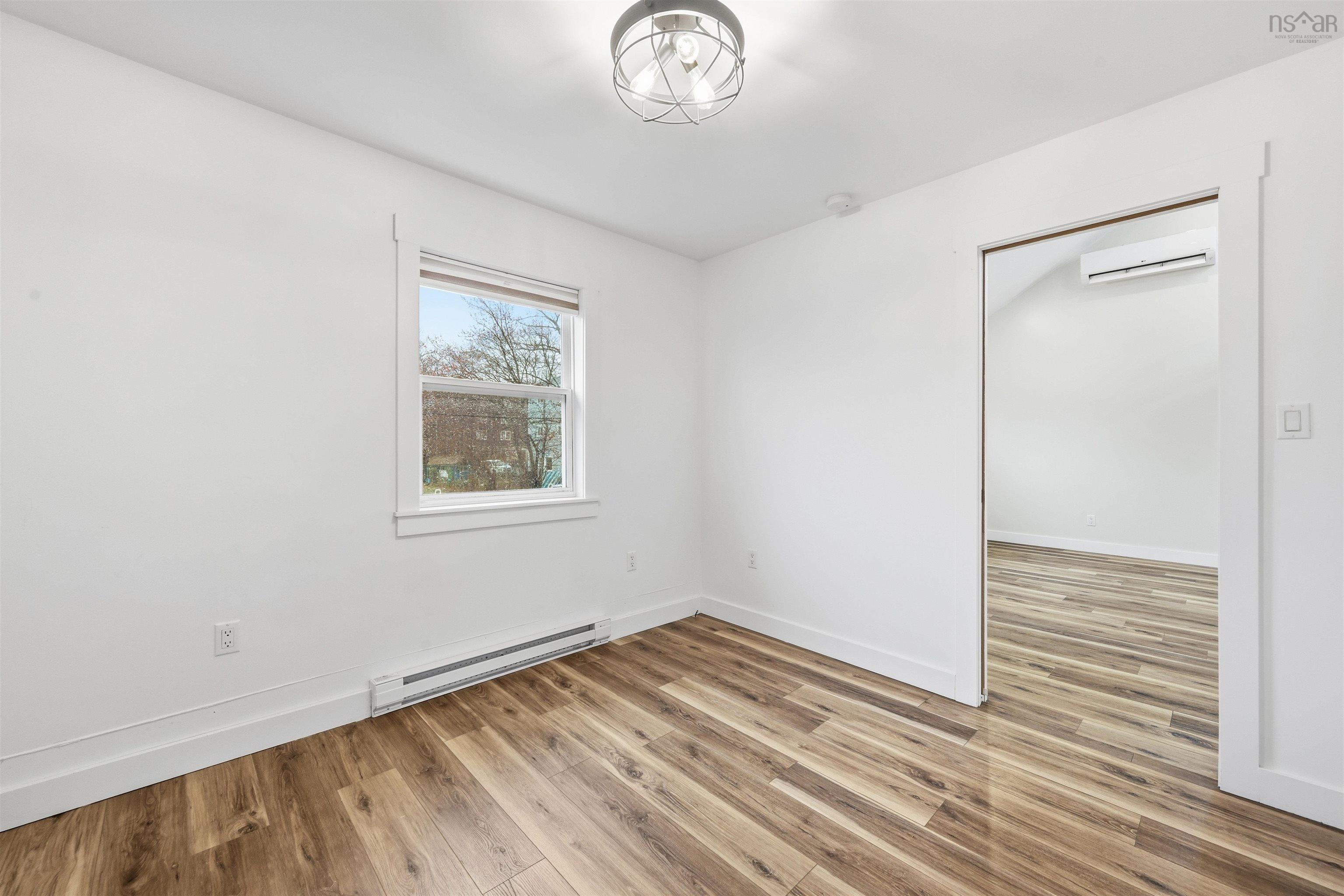 $380,000.00: 6 Sylvia Avenue, Halifax