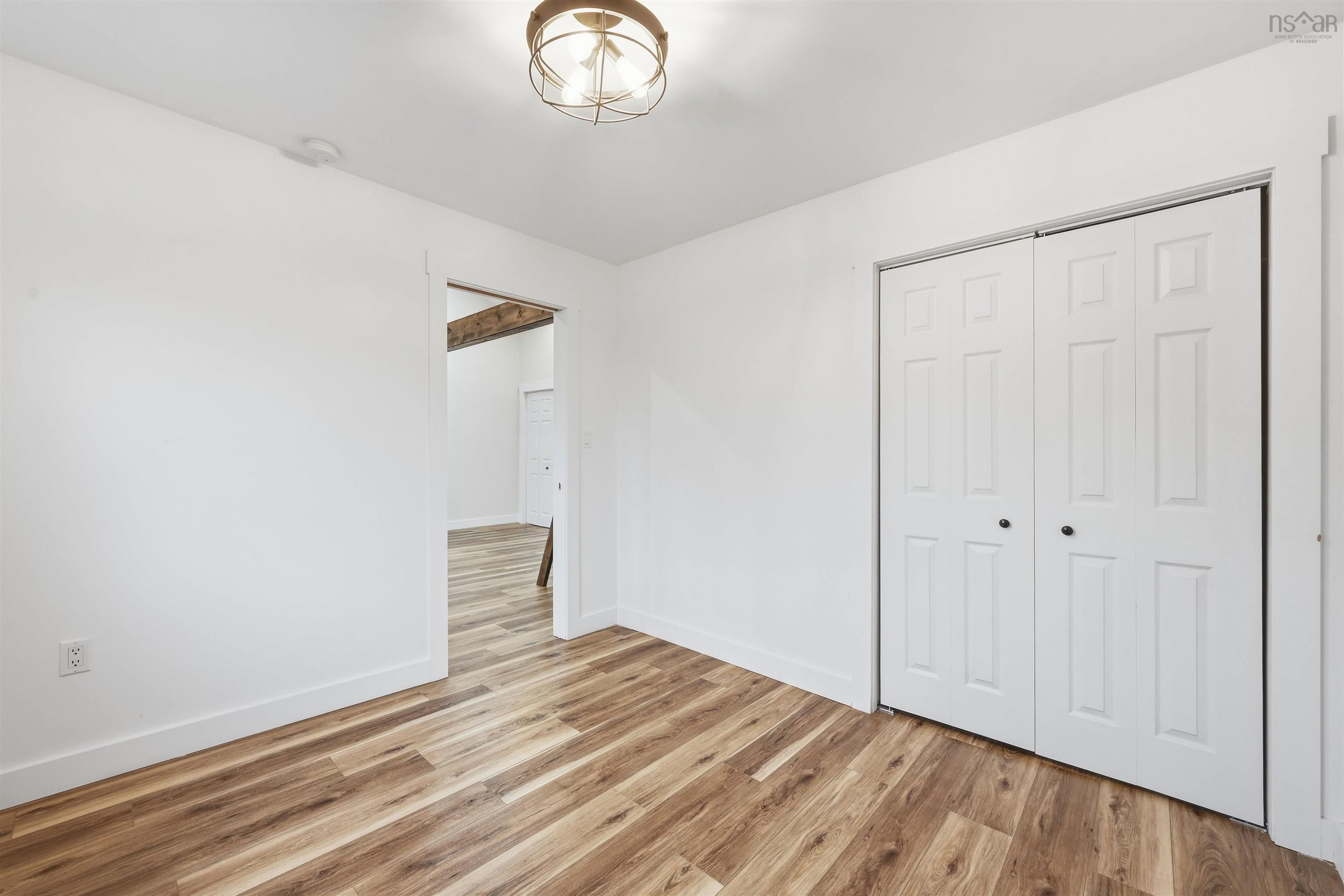 $380,000.00: 6 Sylvia Avenue, Halifax