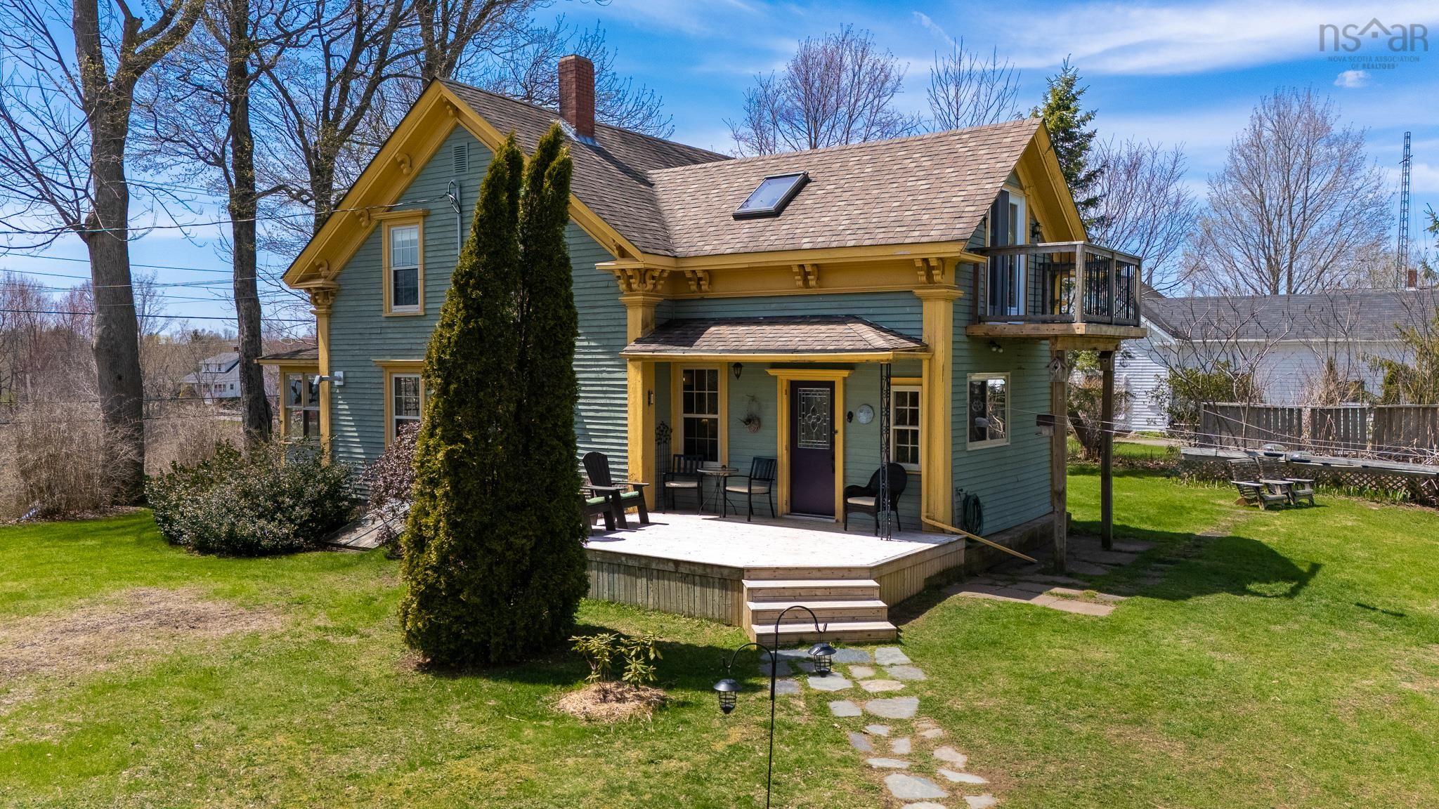 $489,000.00: 8925 221 Highway, Sheffield Mills