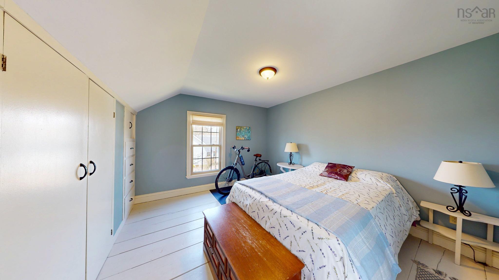 $489,000.00: 8925 221 Highway, Sheffield Mills