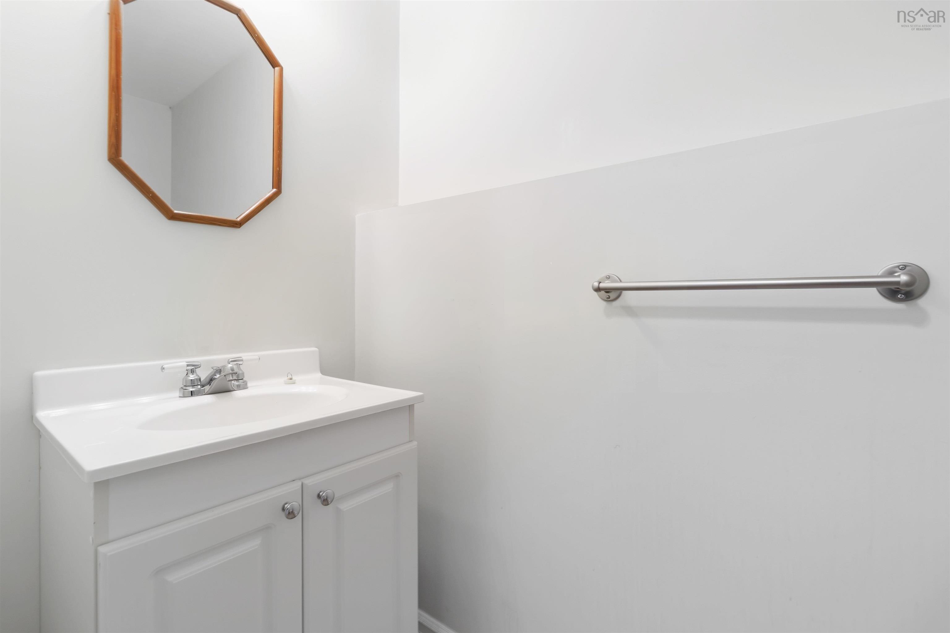 $650,000.00: 5820 Gainsborough Place, Halifax