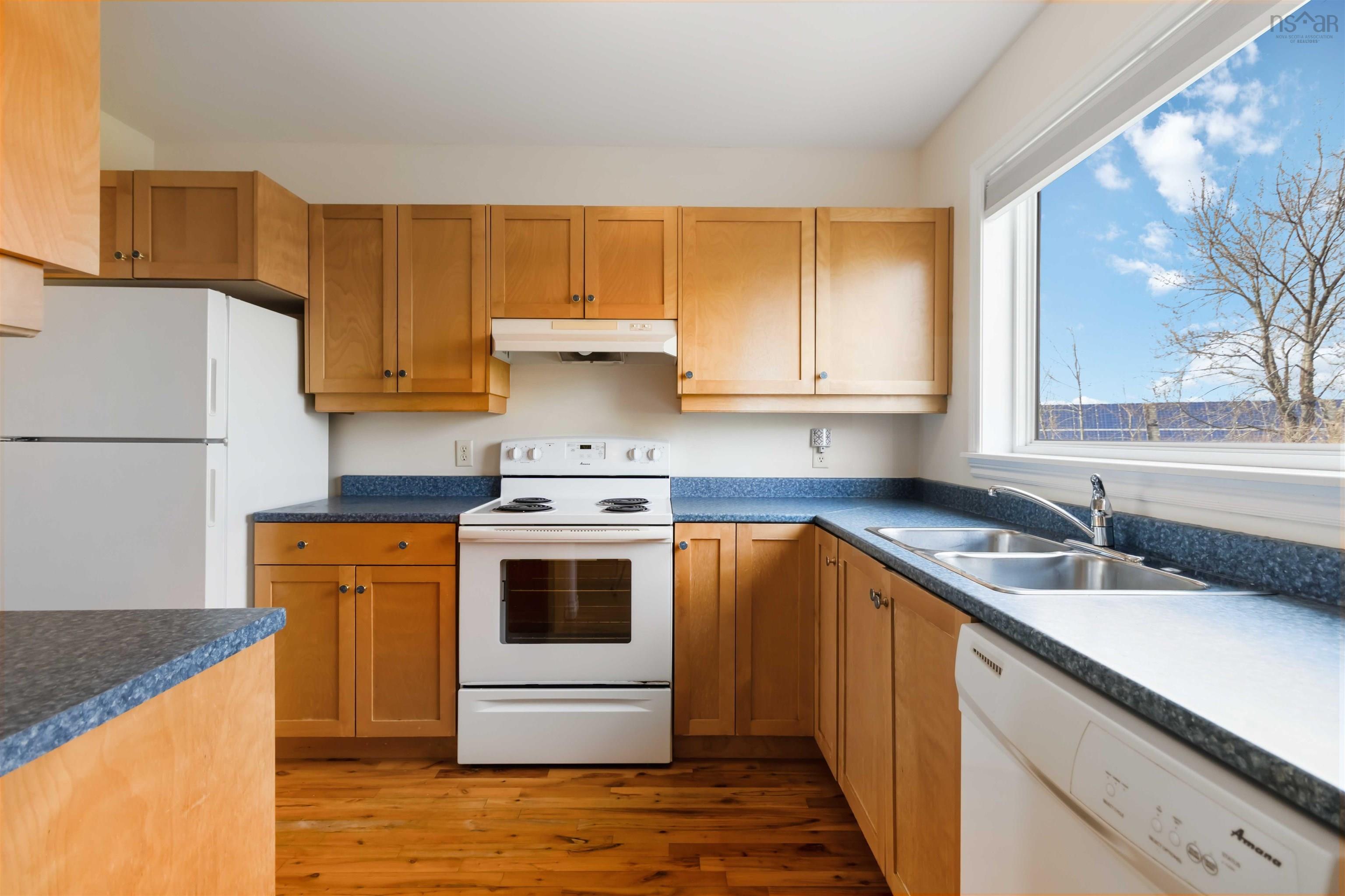 $650,000.00: 5820 Gainsborough Place, Halifax