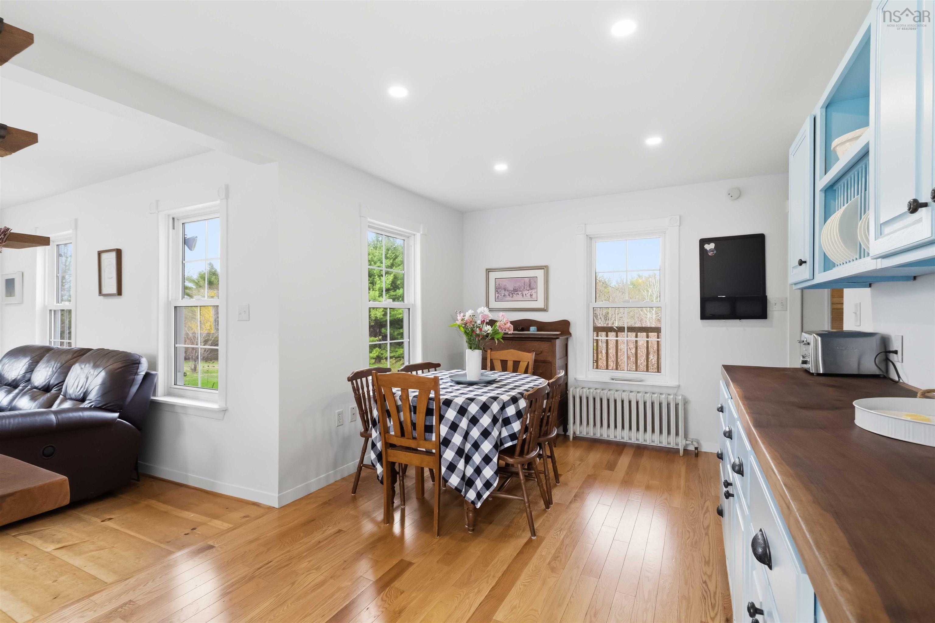 $499,900.00: 2557 Cornwall Road Road, Mahone Bay