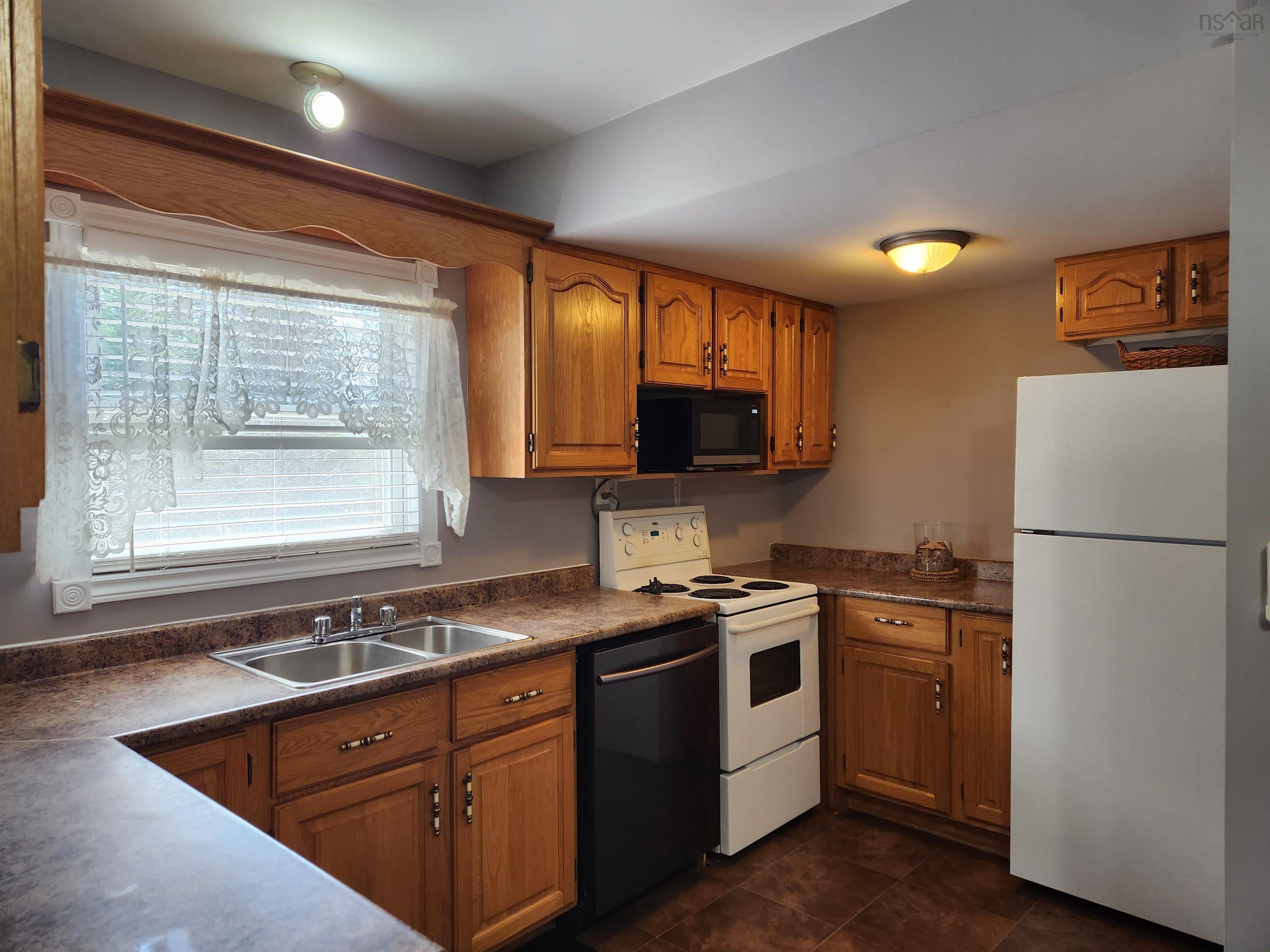 $289,900.00: 2280 Loch Lomond Road, Enon