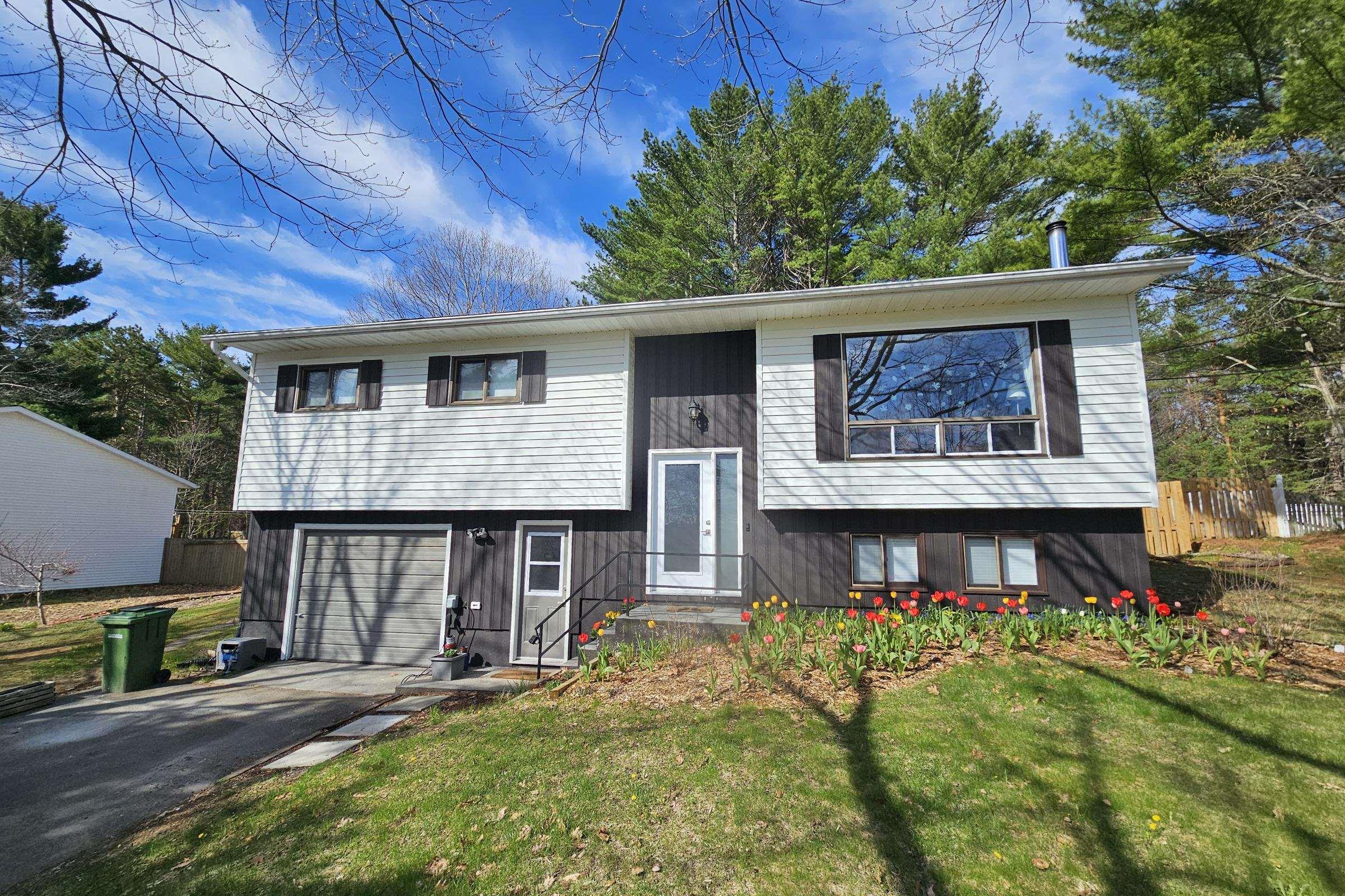 1215 Mayhew Drive, Greenwood, NS (MLS® 202610413) | Greenwood Real Estate | RE/MAX Halifax