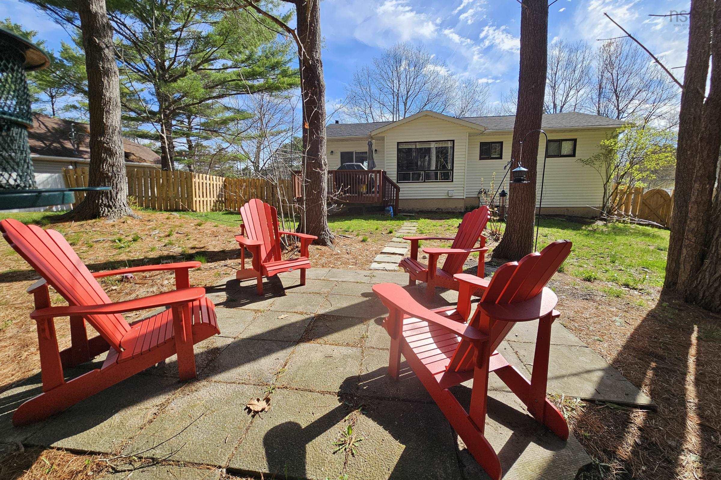 $400,000.00: 1215 Mayhew Drive, Greenwood
