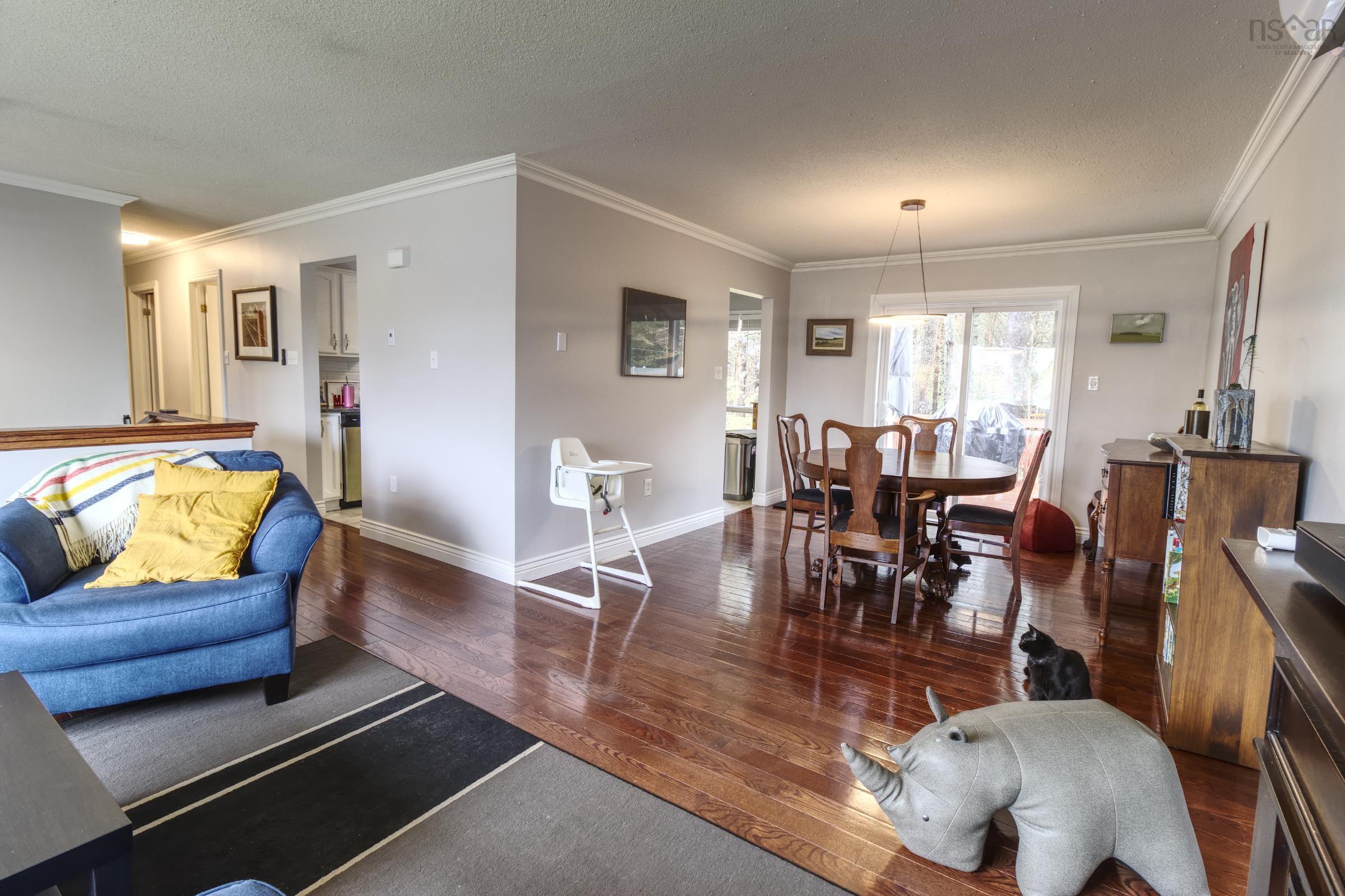 $400,000.00: 1215 Mayhew Drive, Greenwood