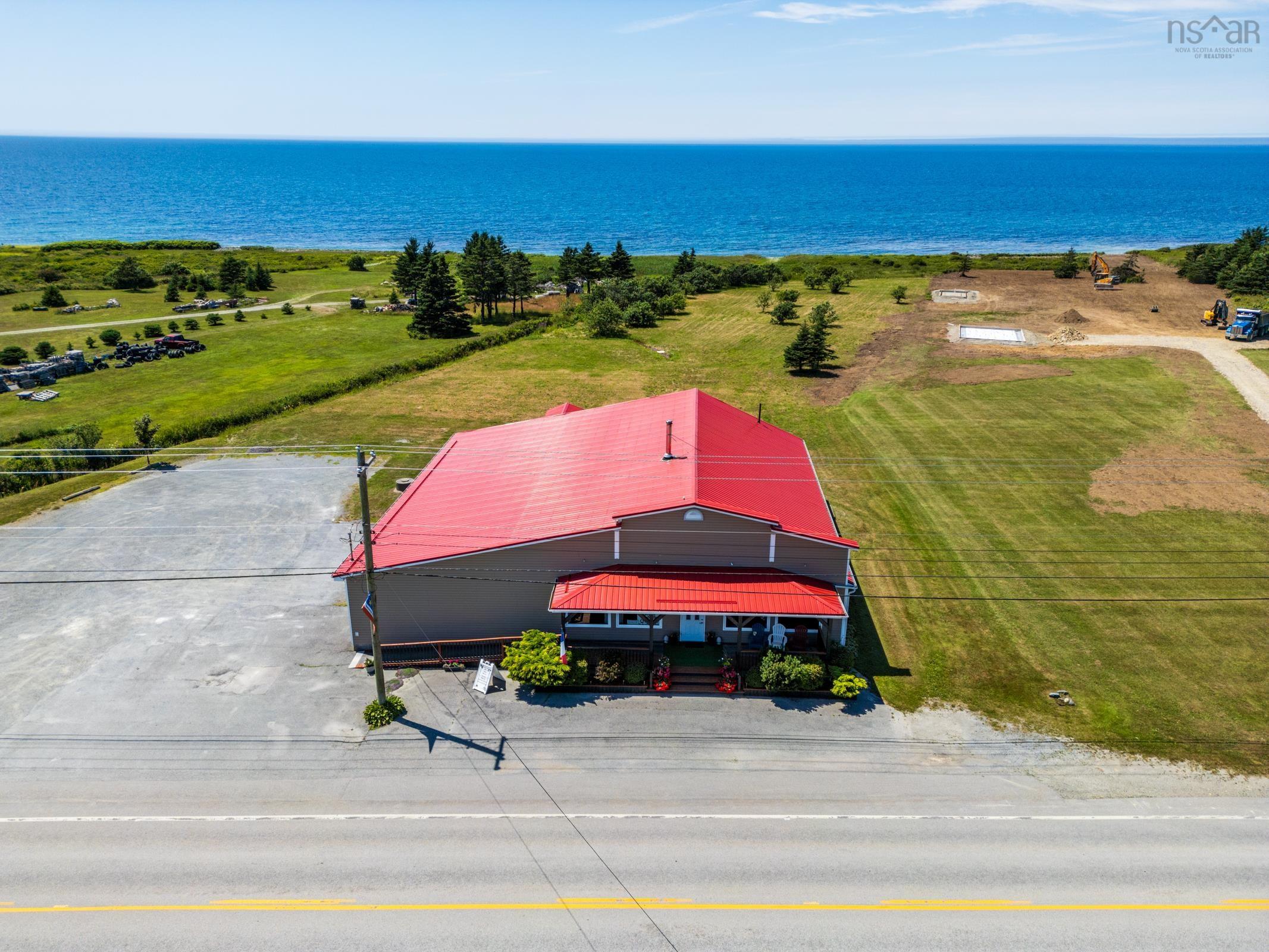 $599,900.00: 9613 Highway 1, Saulnierville