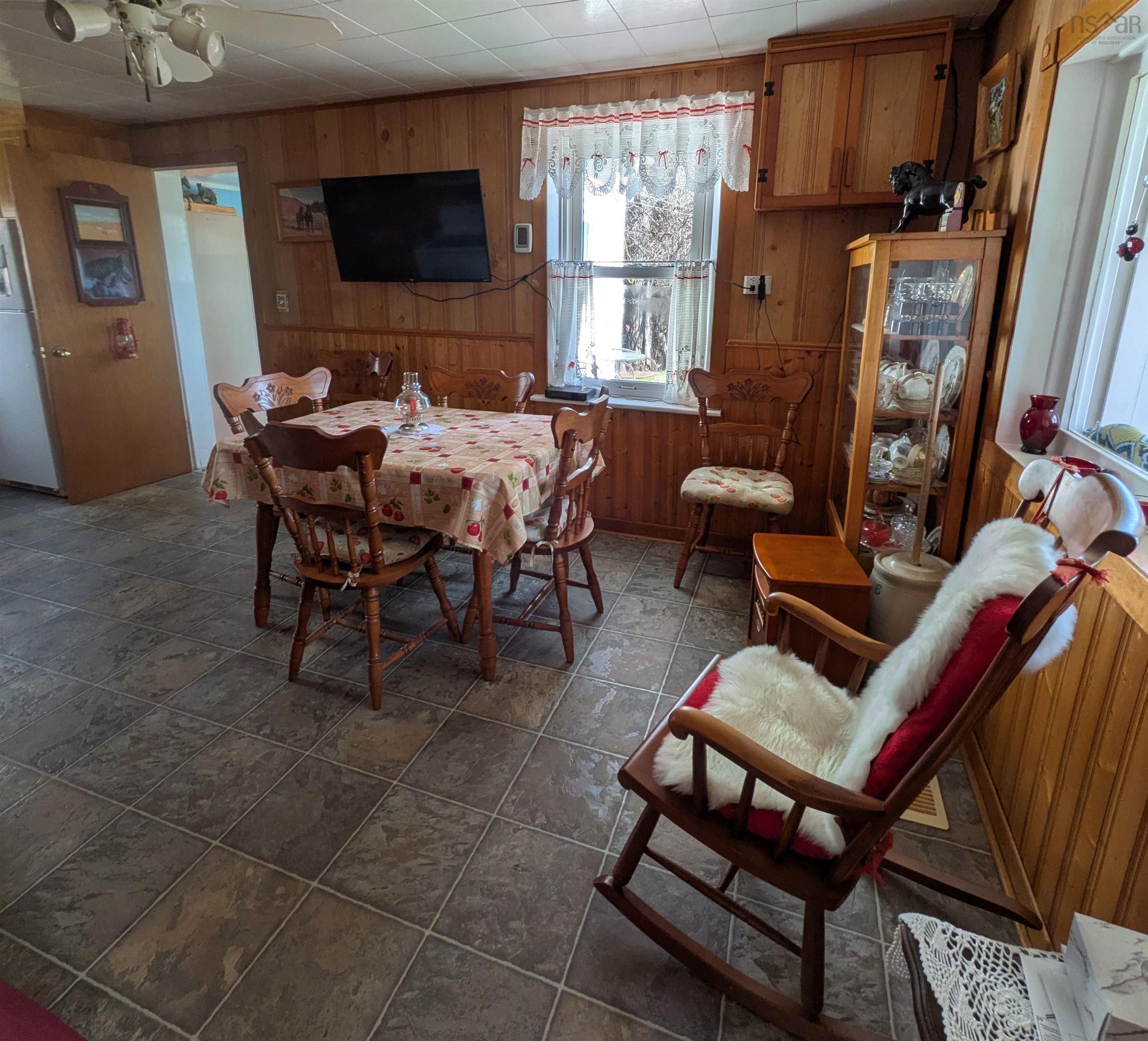 $450,000.00: 1223 Highway 223, Estmere