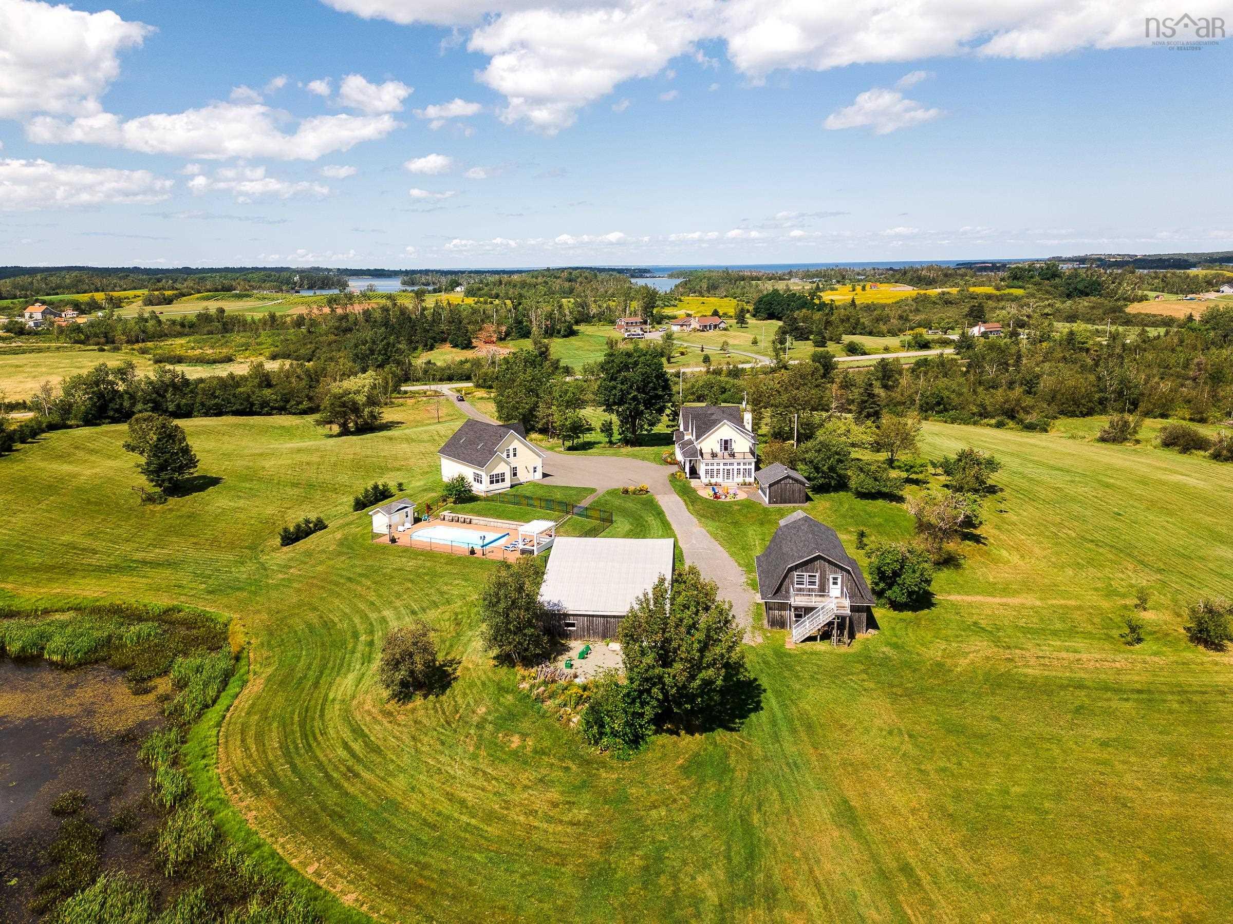 $2,990,000.00: 784 Shore Road, Egerton