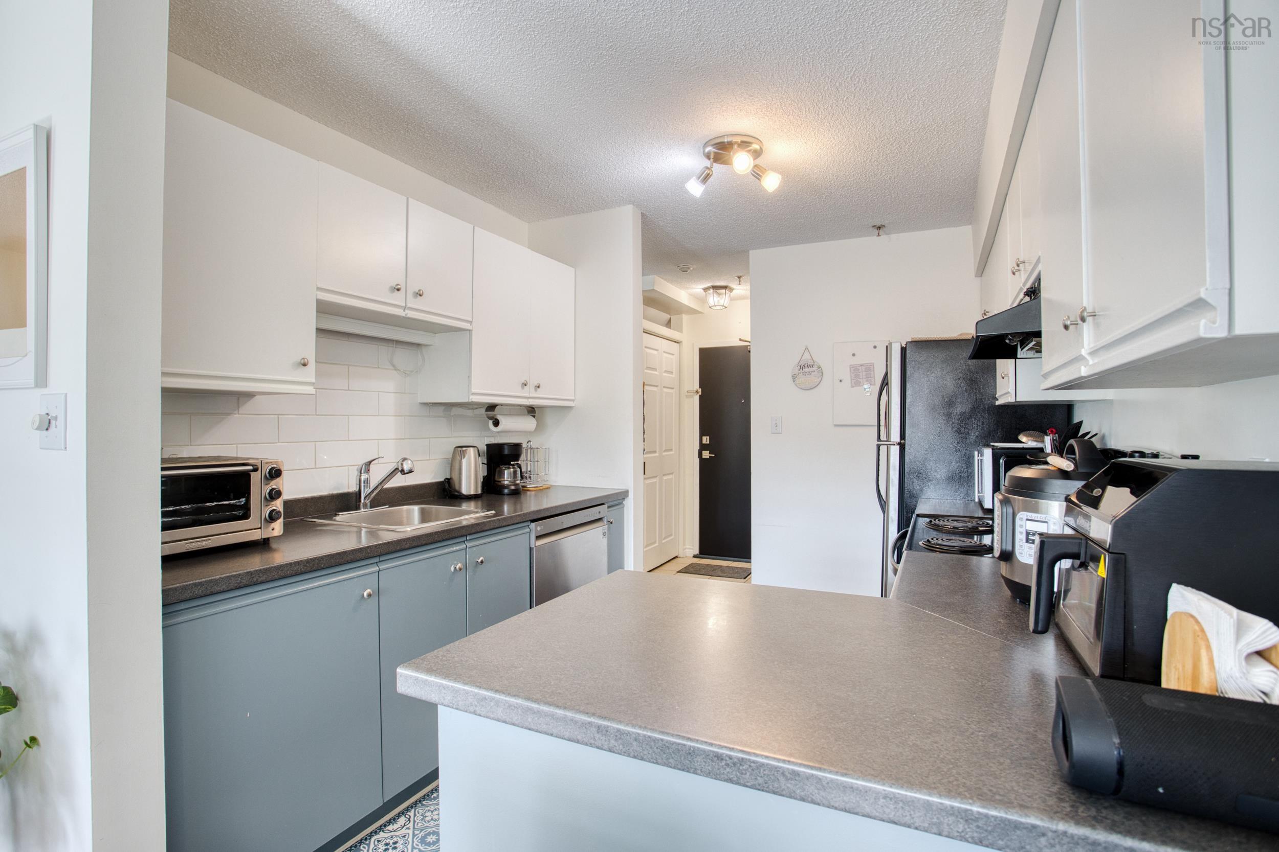 310 15 Knightsridge Drive, Halifax, NS (MLS 202610432)