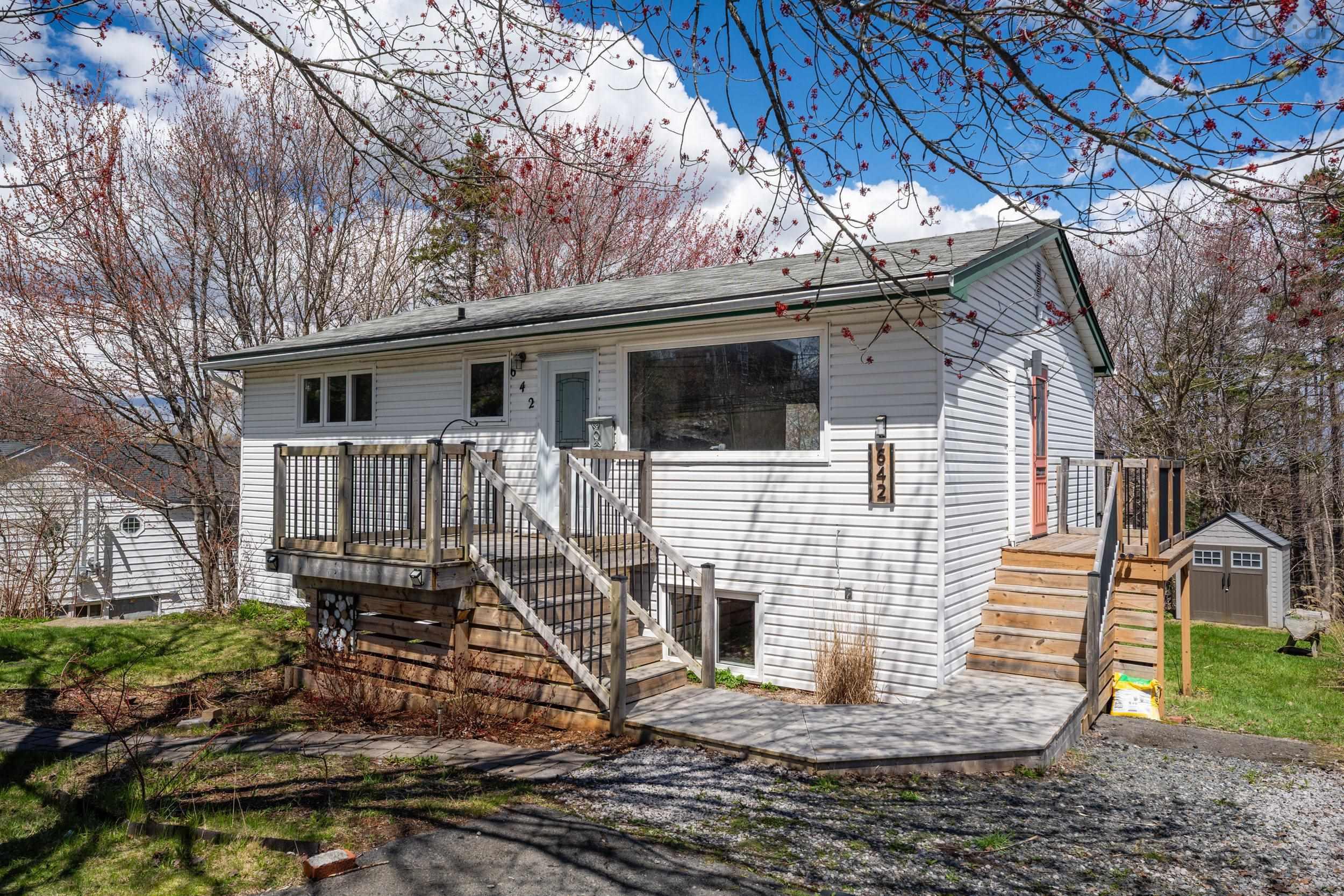642 Herring Cove Road, Halifax, NS (MLS® 202610433) | Halifax Real Estate | RE/MAX Halifax