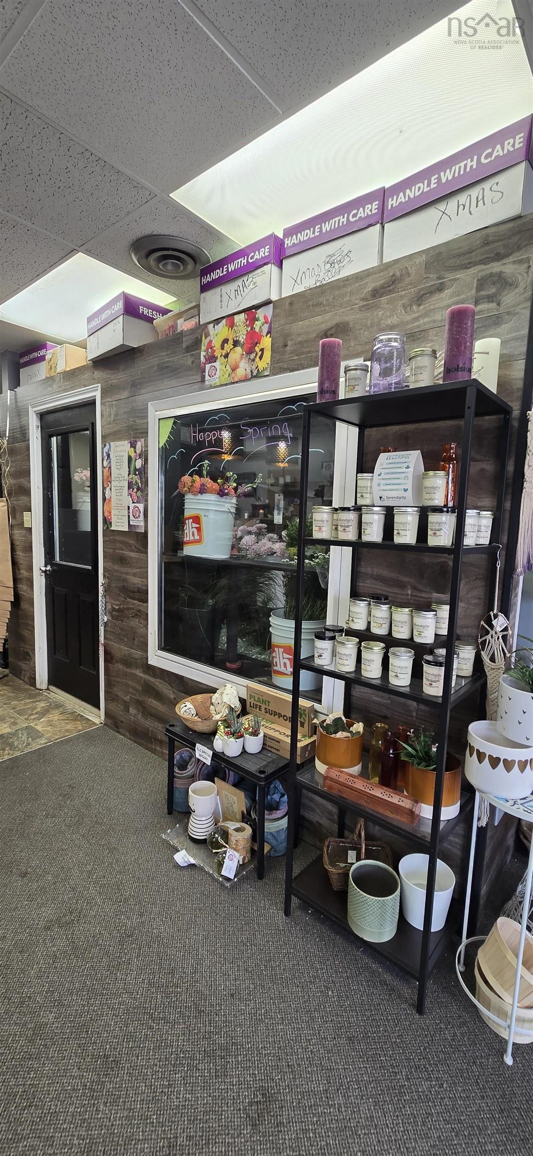 $89,900.00: 56 Commercial Street, Annapolis