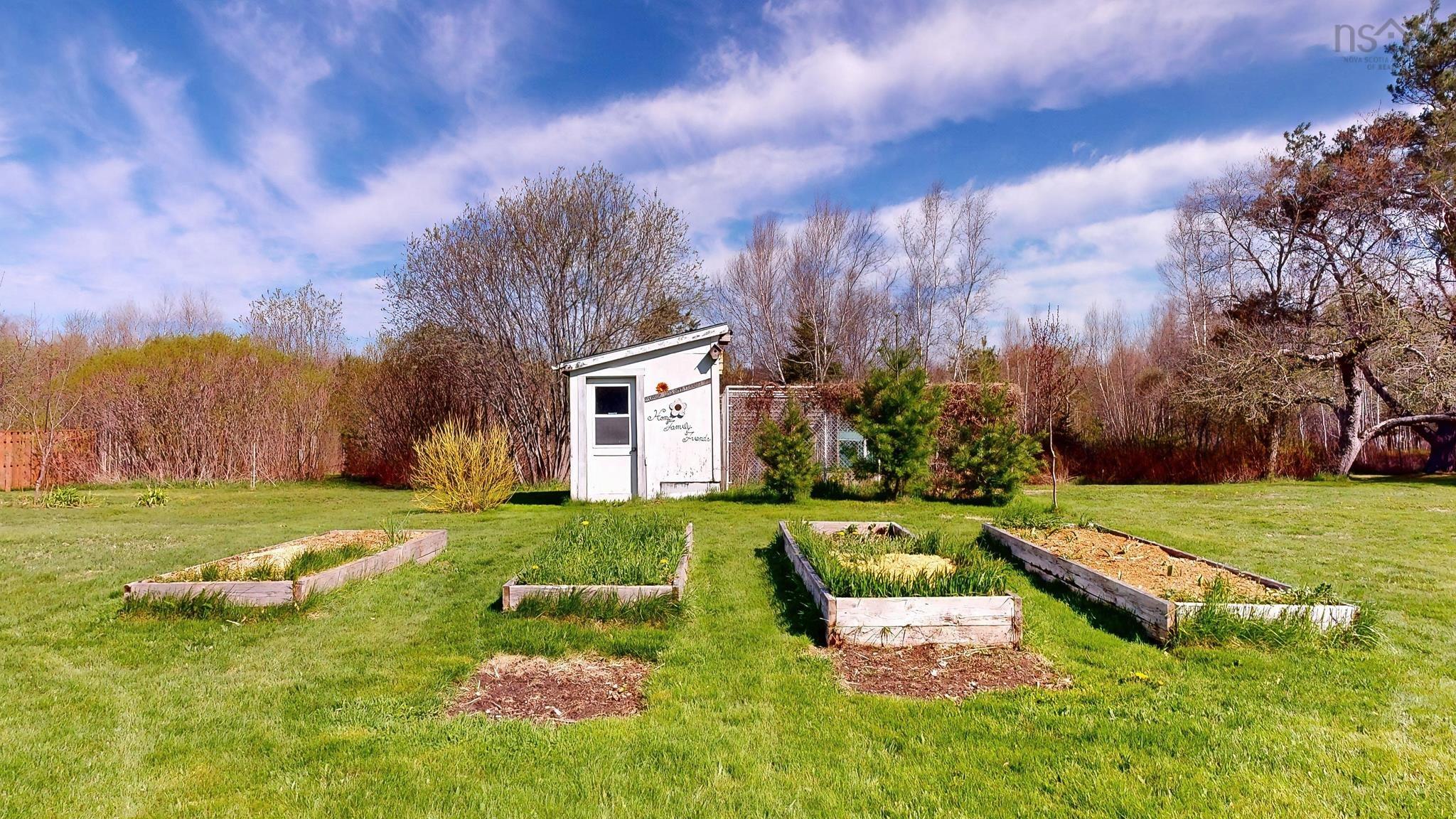 $388,500.00: 2262 Old Mill Road, South Farmington
