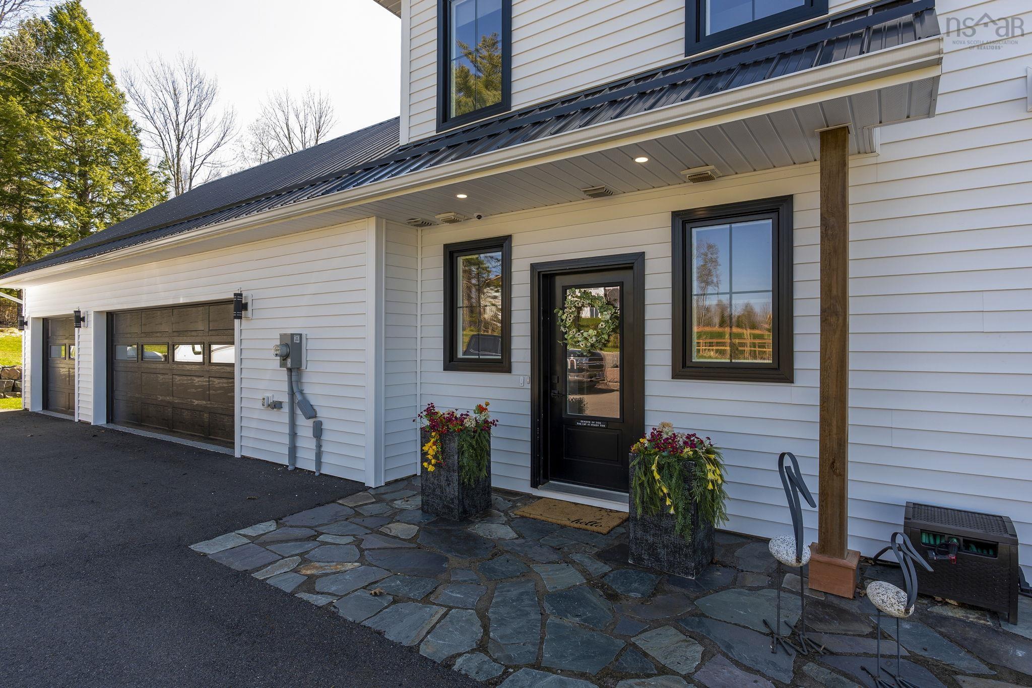 $1,350,000.00: 18 Mount Vincent Drive, Kentville