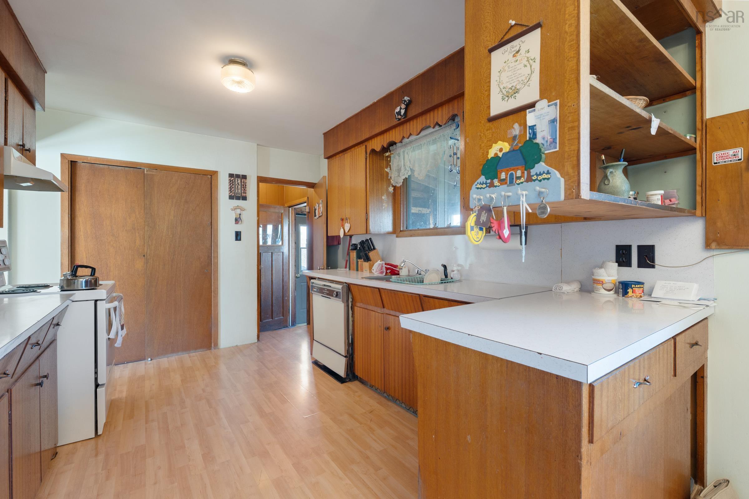 $280,000.00: 301 Highway 201, Moschelle