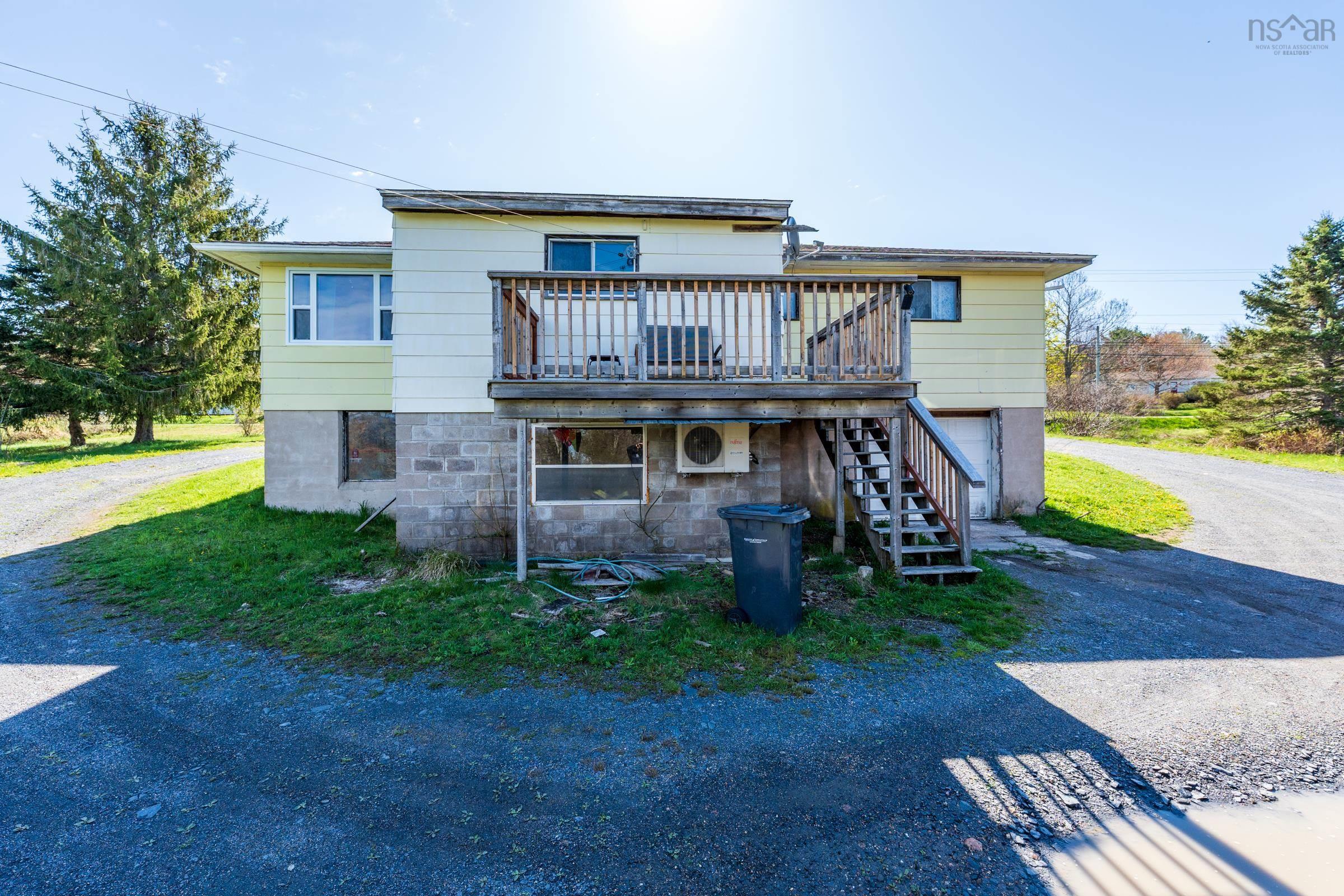 $280,000.00: 301 Highway 201, Moschelle