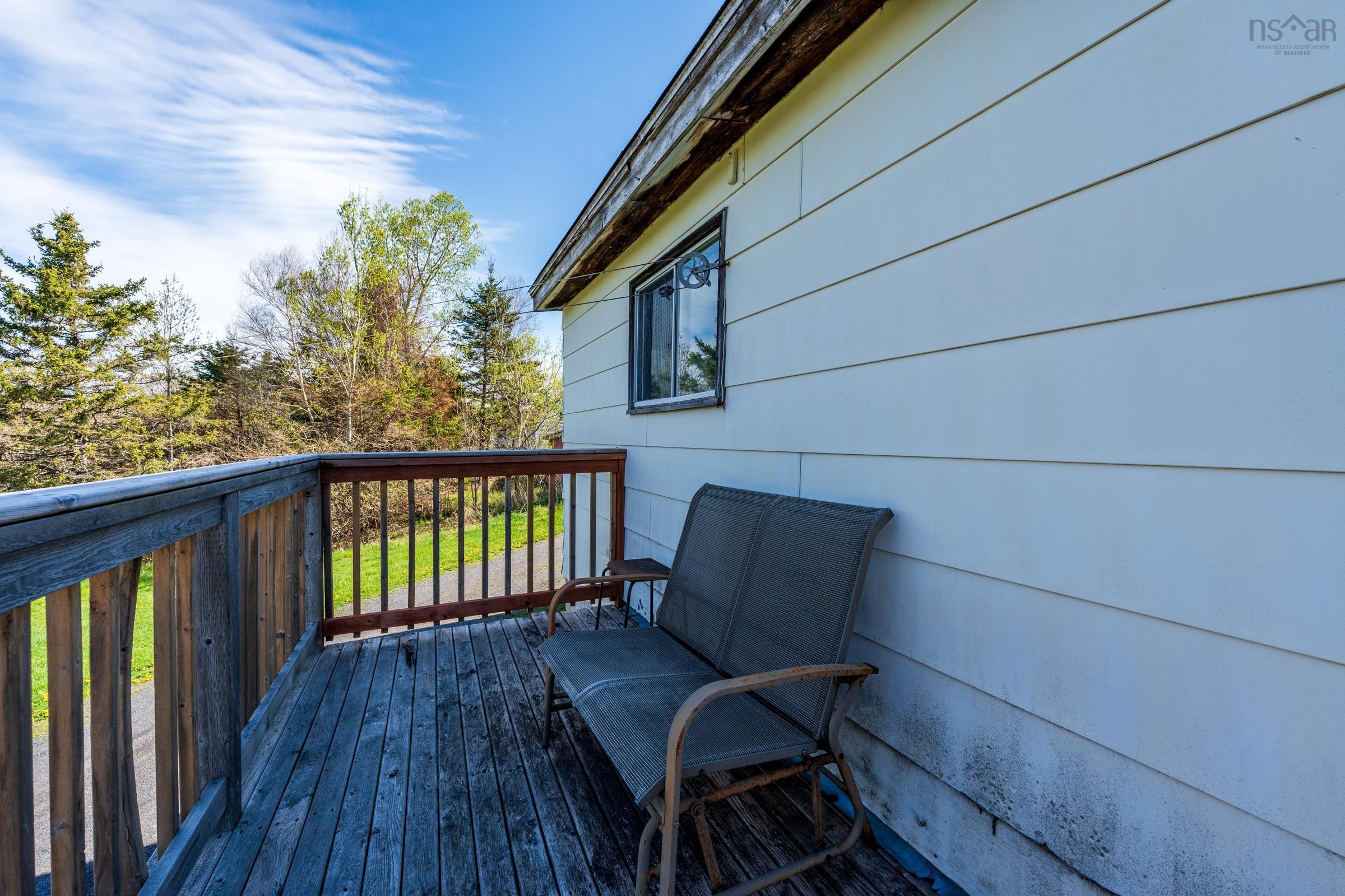 $280,000.00: 301 Highway 201, Moschelle