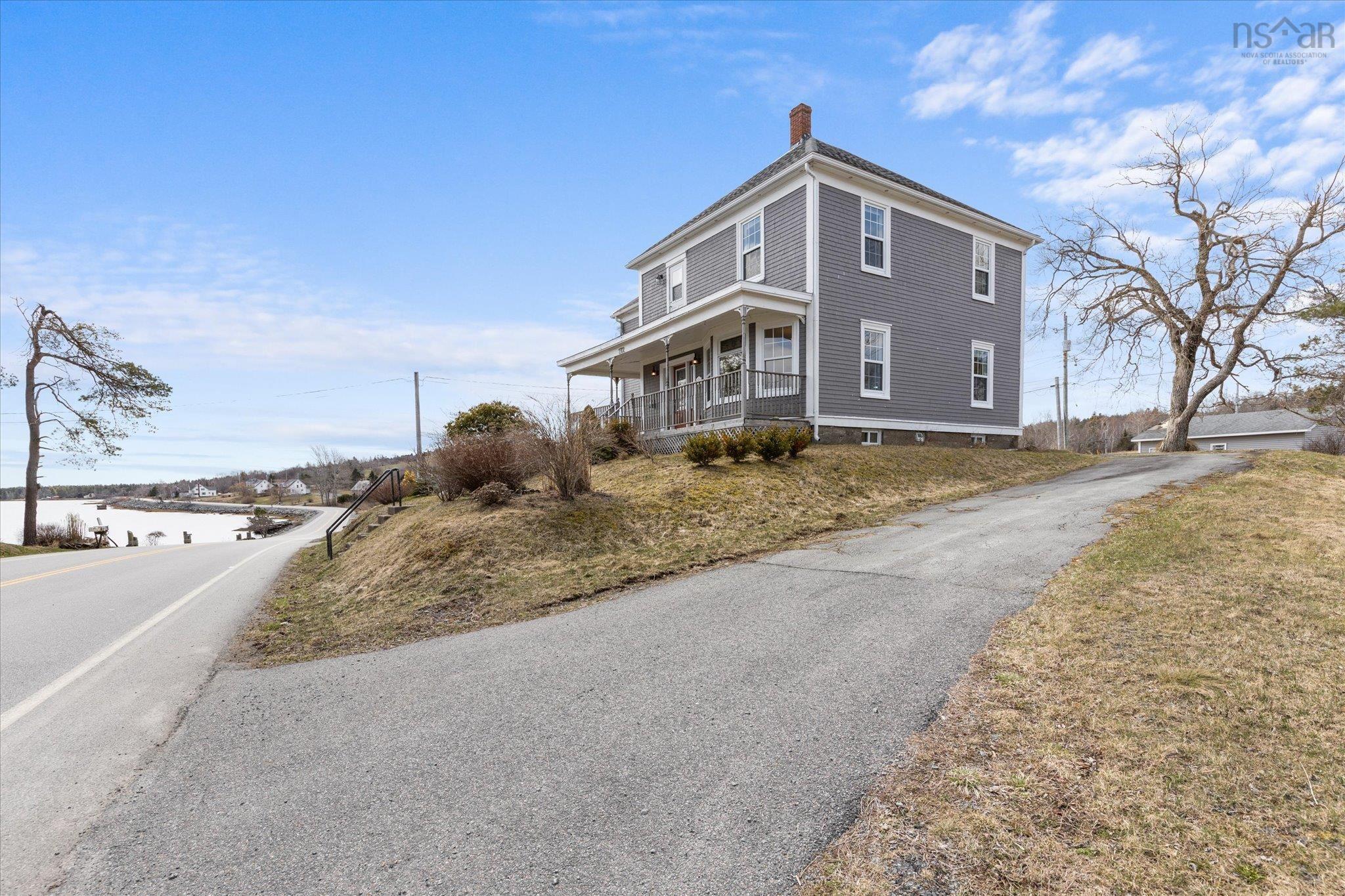 $799,900.00: 2702 & 2710 332 Highway, Bayport