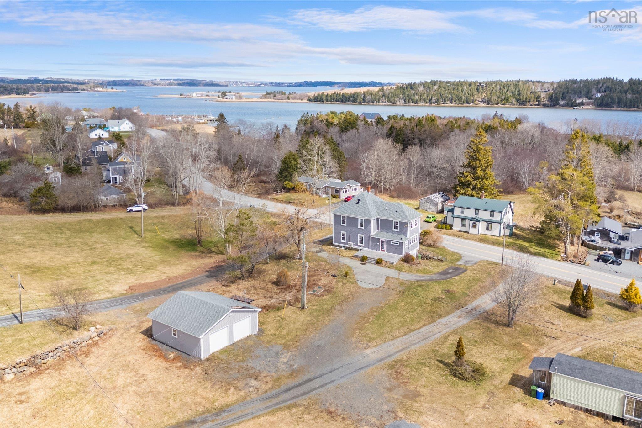 $799,900.00: 2702 & 2710 332 Highway, Bayport
