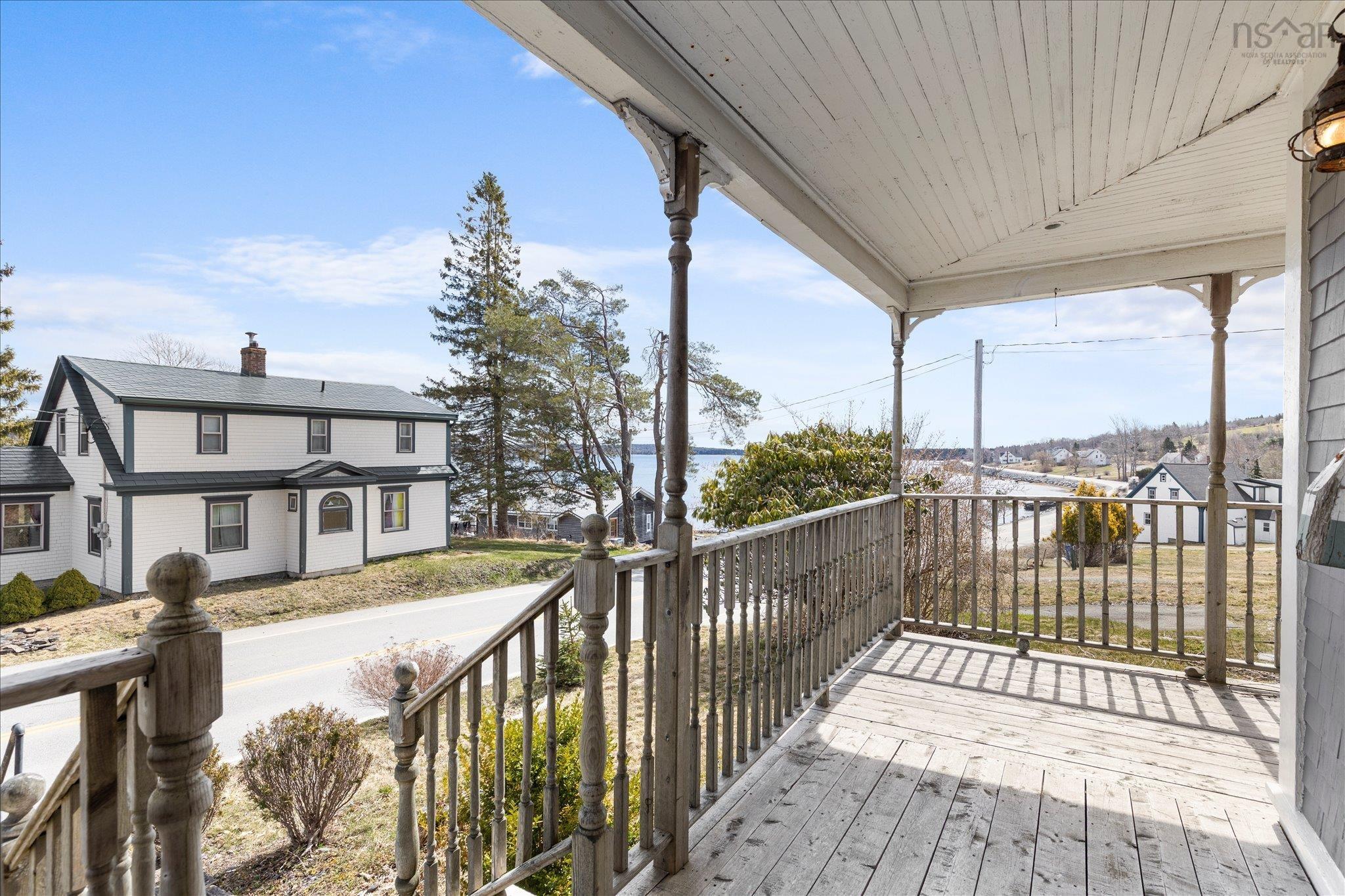 $799,900.00: 2702 & 2710 332 Highway, Bayport