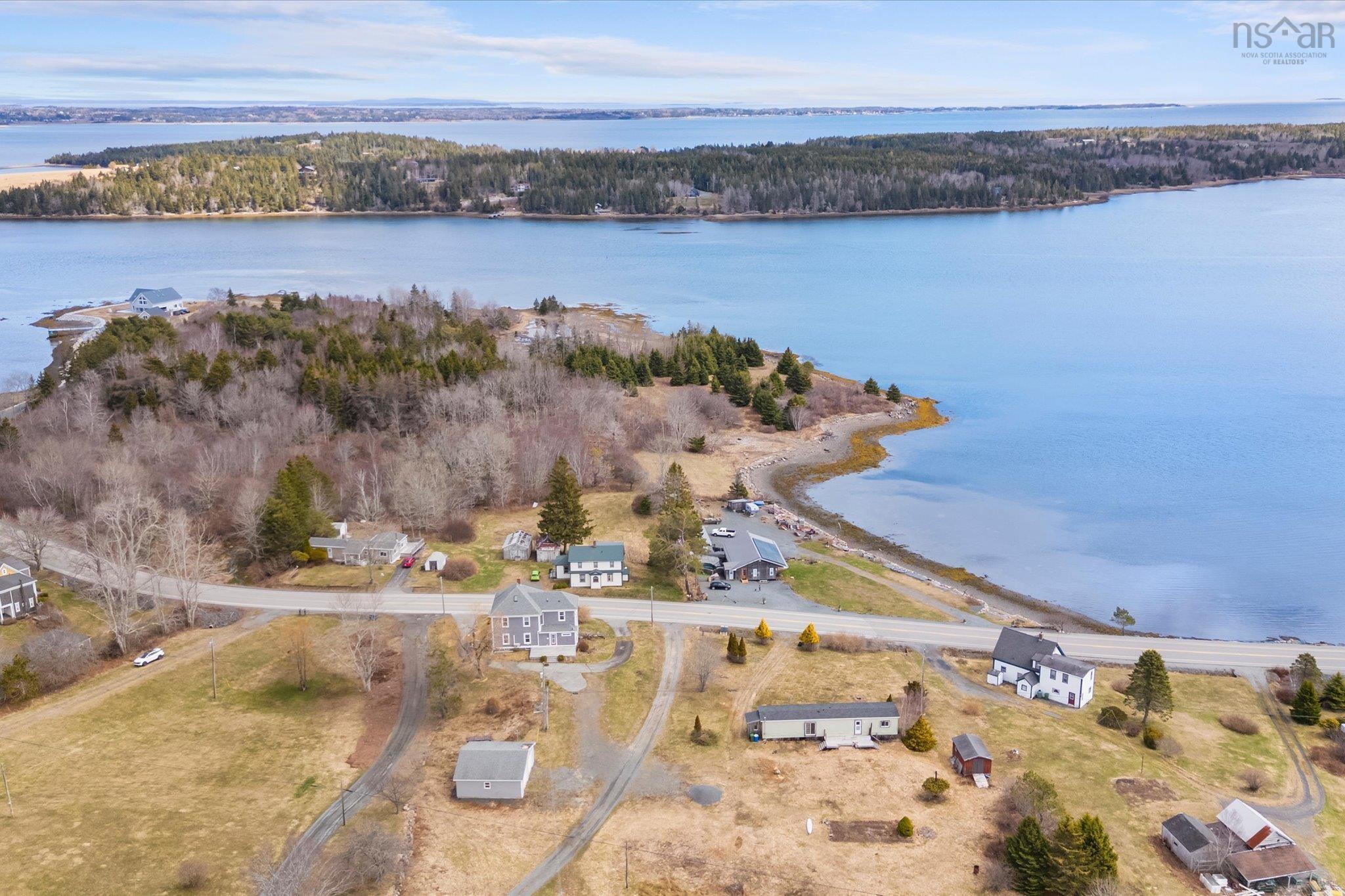 $799,900.00: 2702 & 2710 332 Highway, Bayport