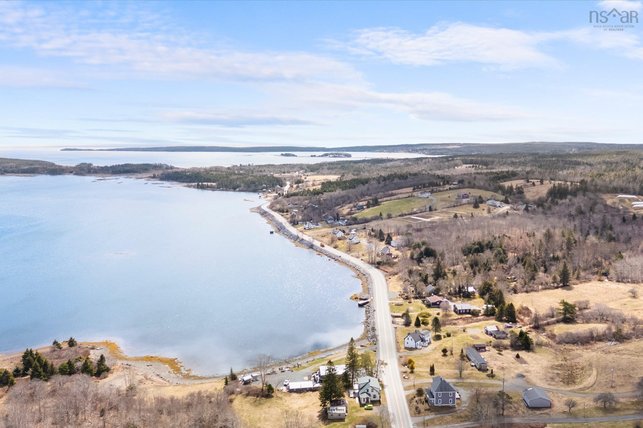 $799,900.00: 2702 & 2710 332 Highway, Bayport