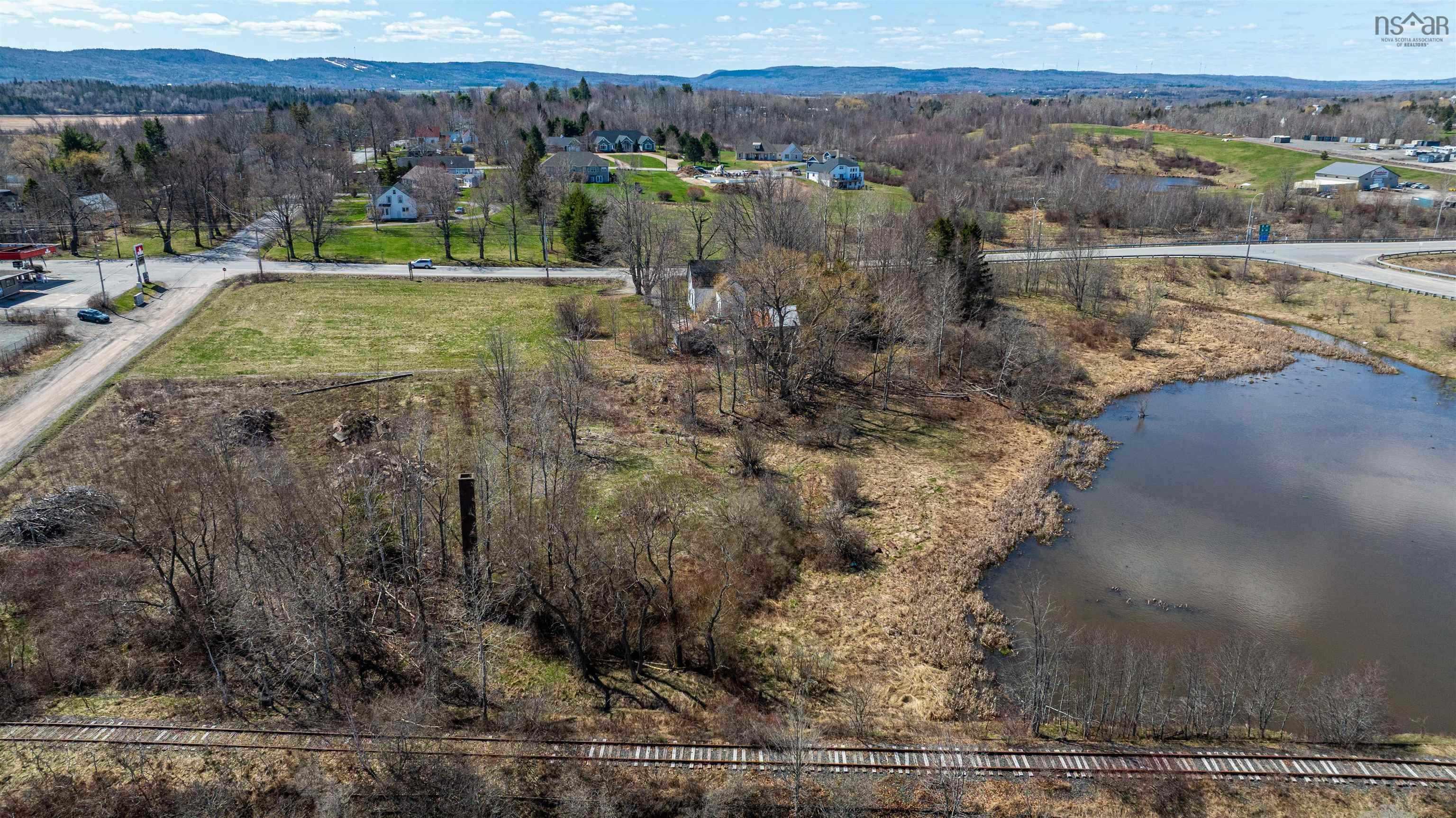 $899,000.00: 1981 Highway 1 Highway, Falmouth