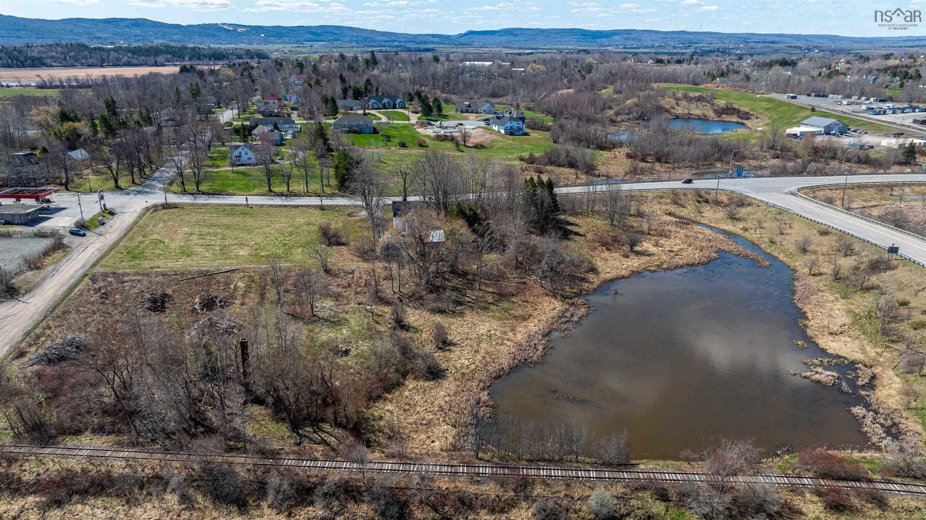 $899,000.00: 1981 Highway 1 Highway, Falmouth