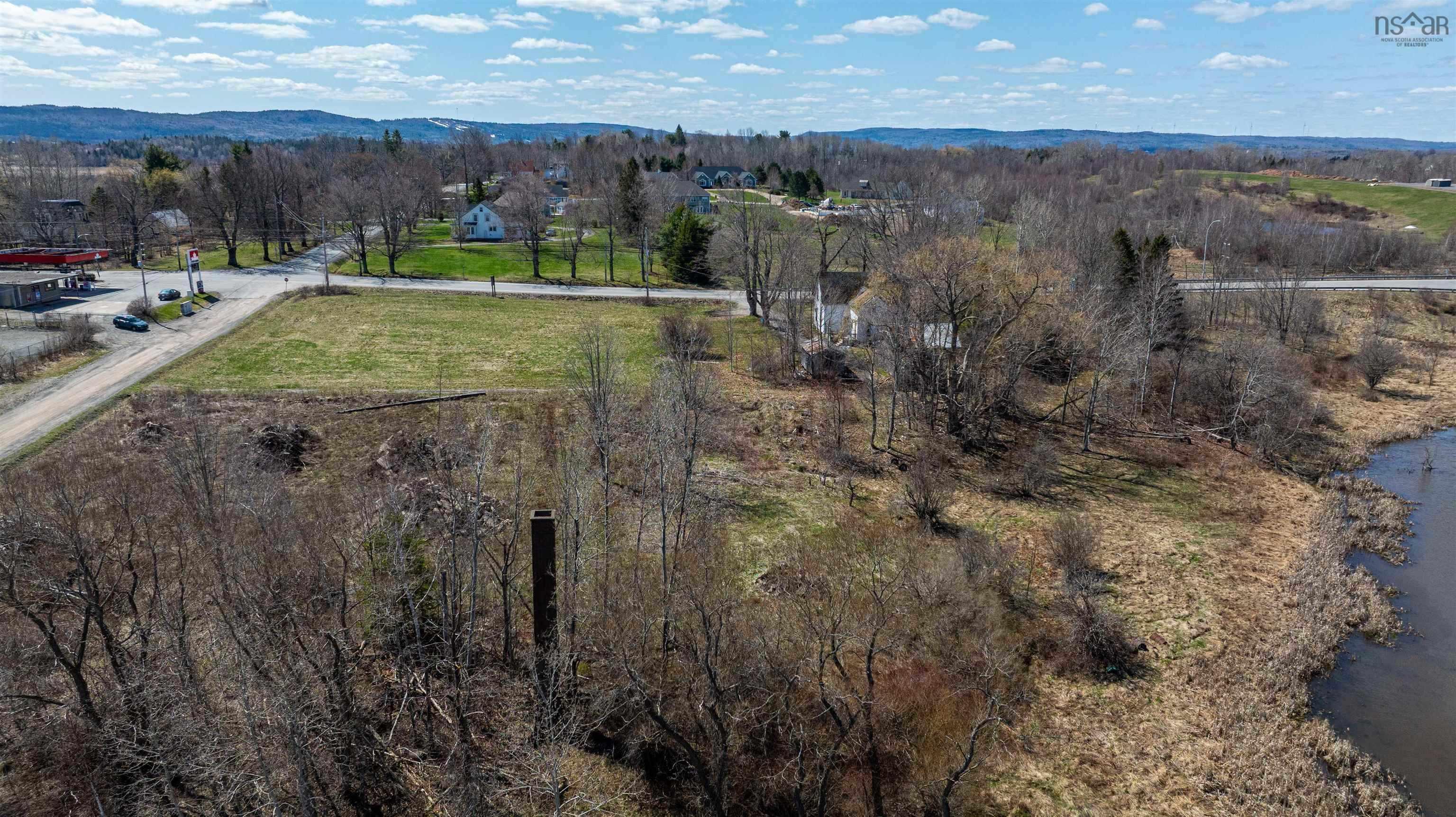 $899,000.00: 1981 Highway 1 Highway, Falmouth