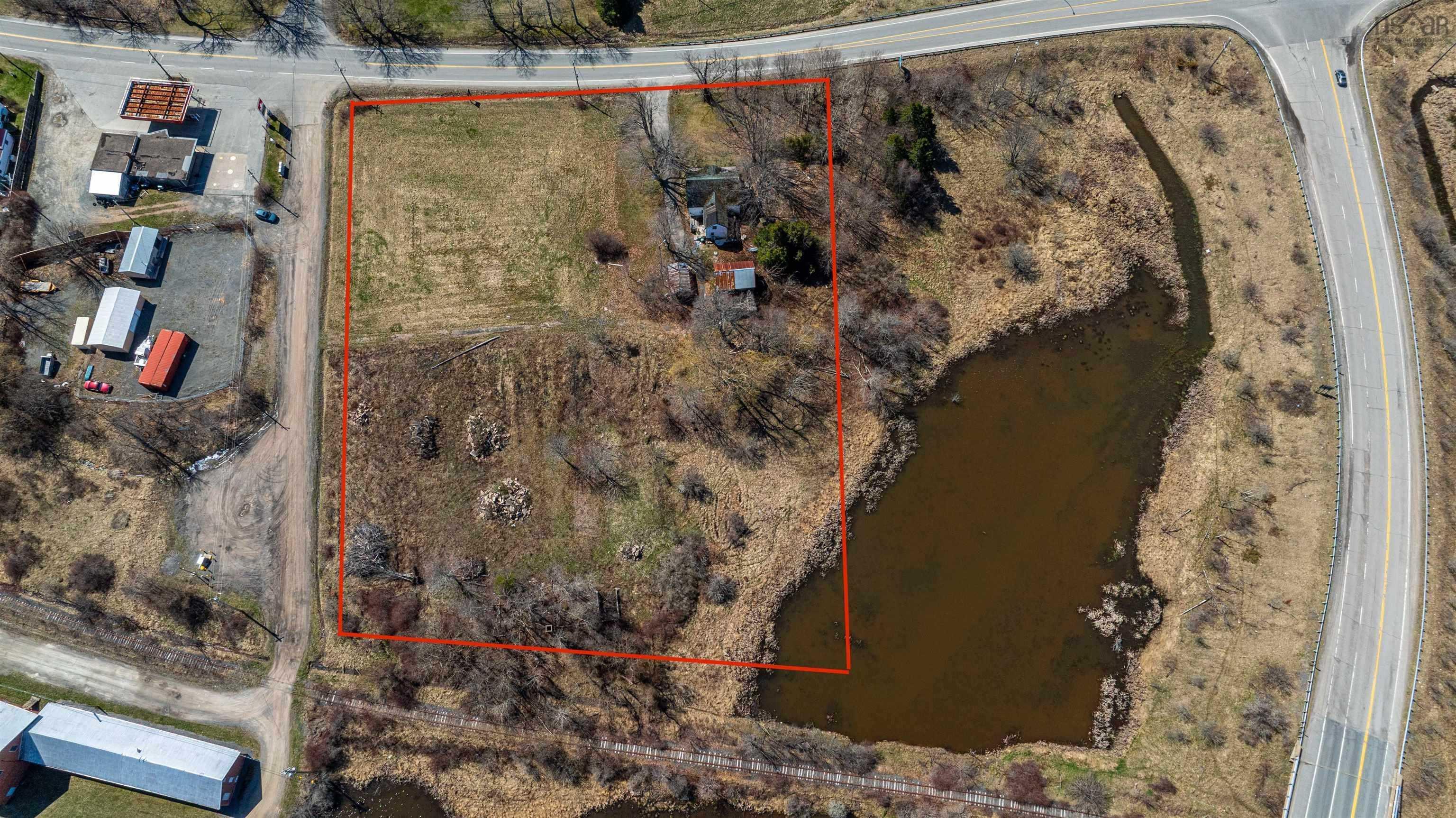 $899,000.00: 1981 Highway 1 Highway, Falmouth