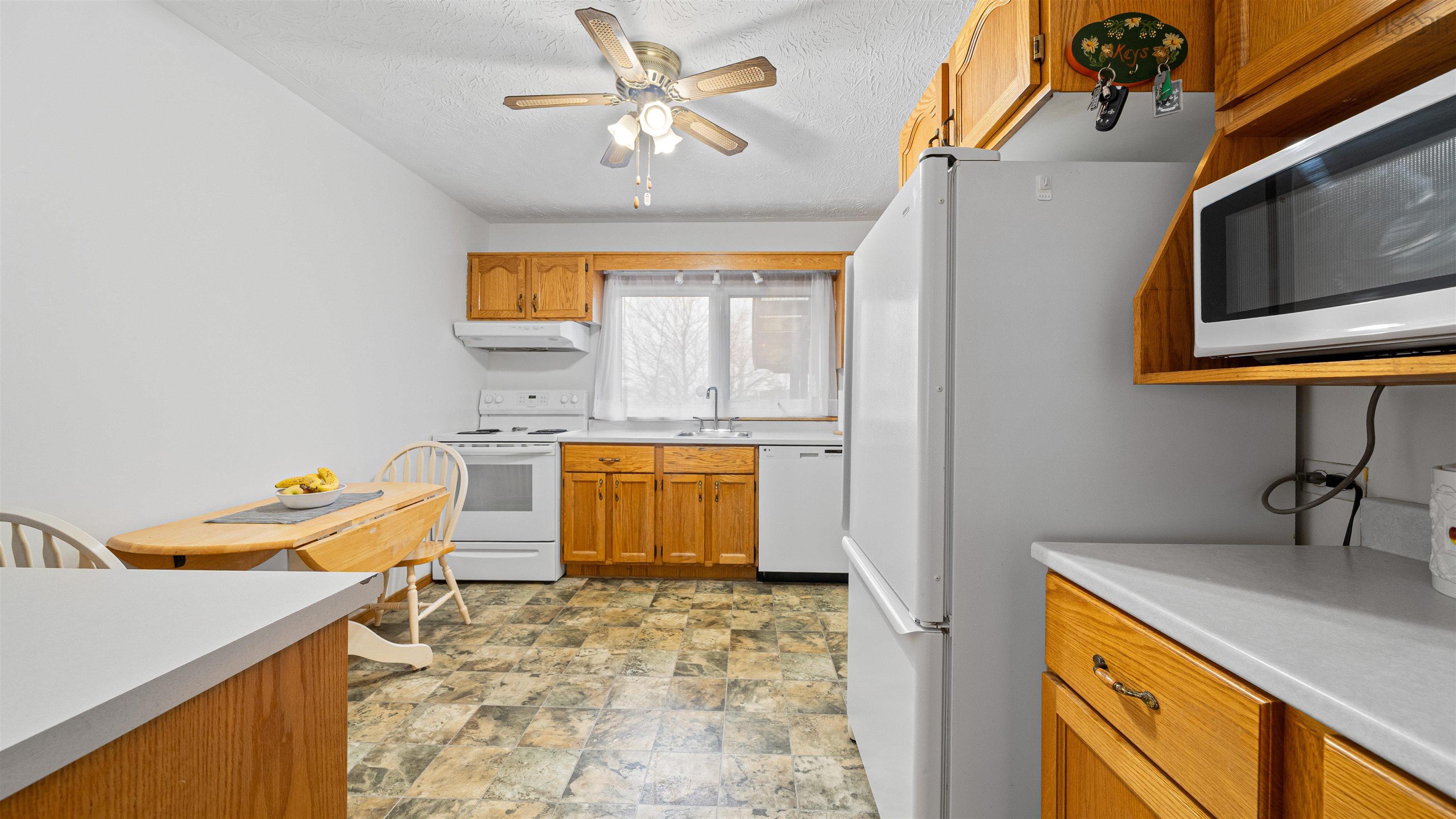 $479,900.00: 187 Caldwell Road, Cole Harbour